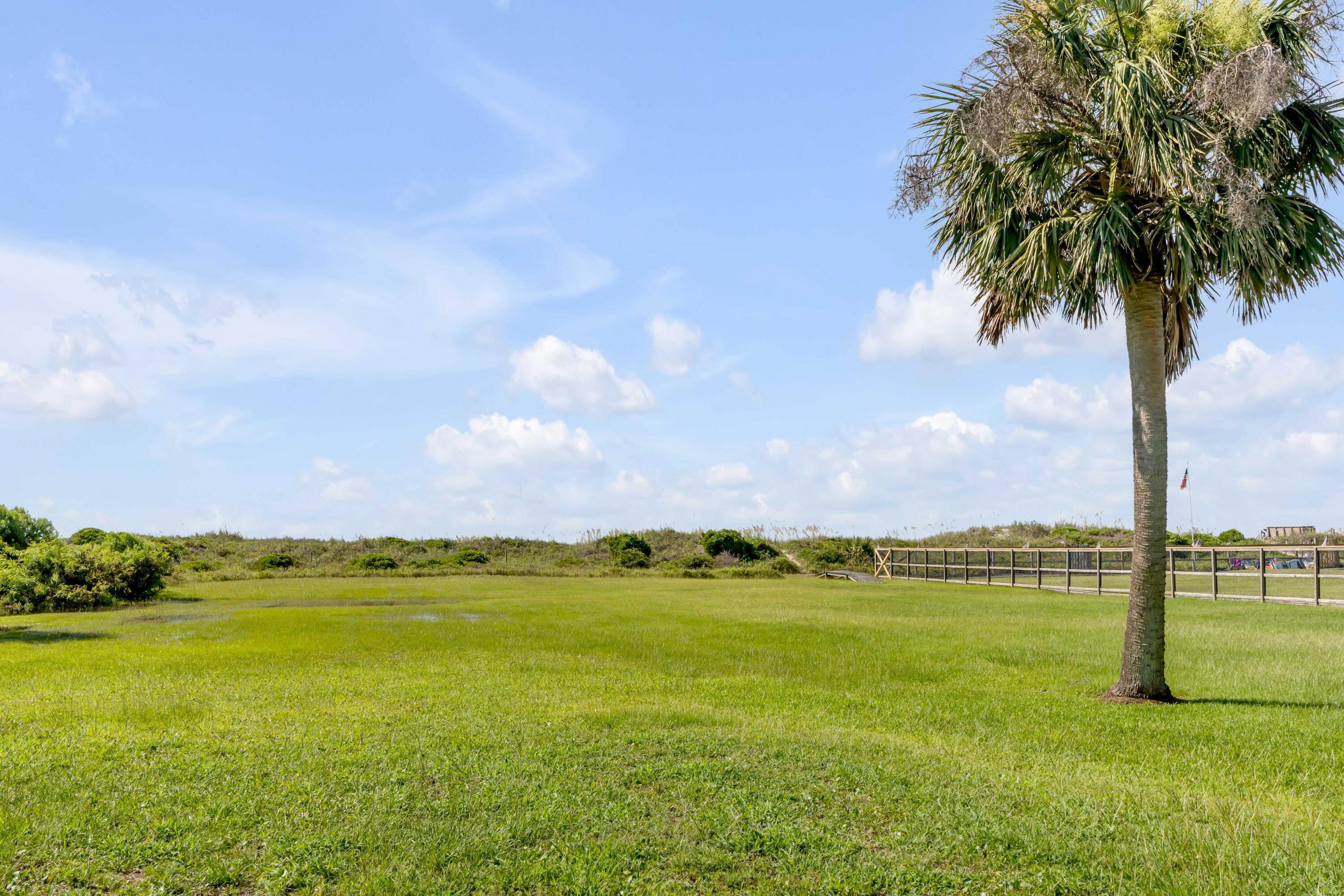 2614 Palm Boulevard