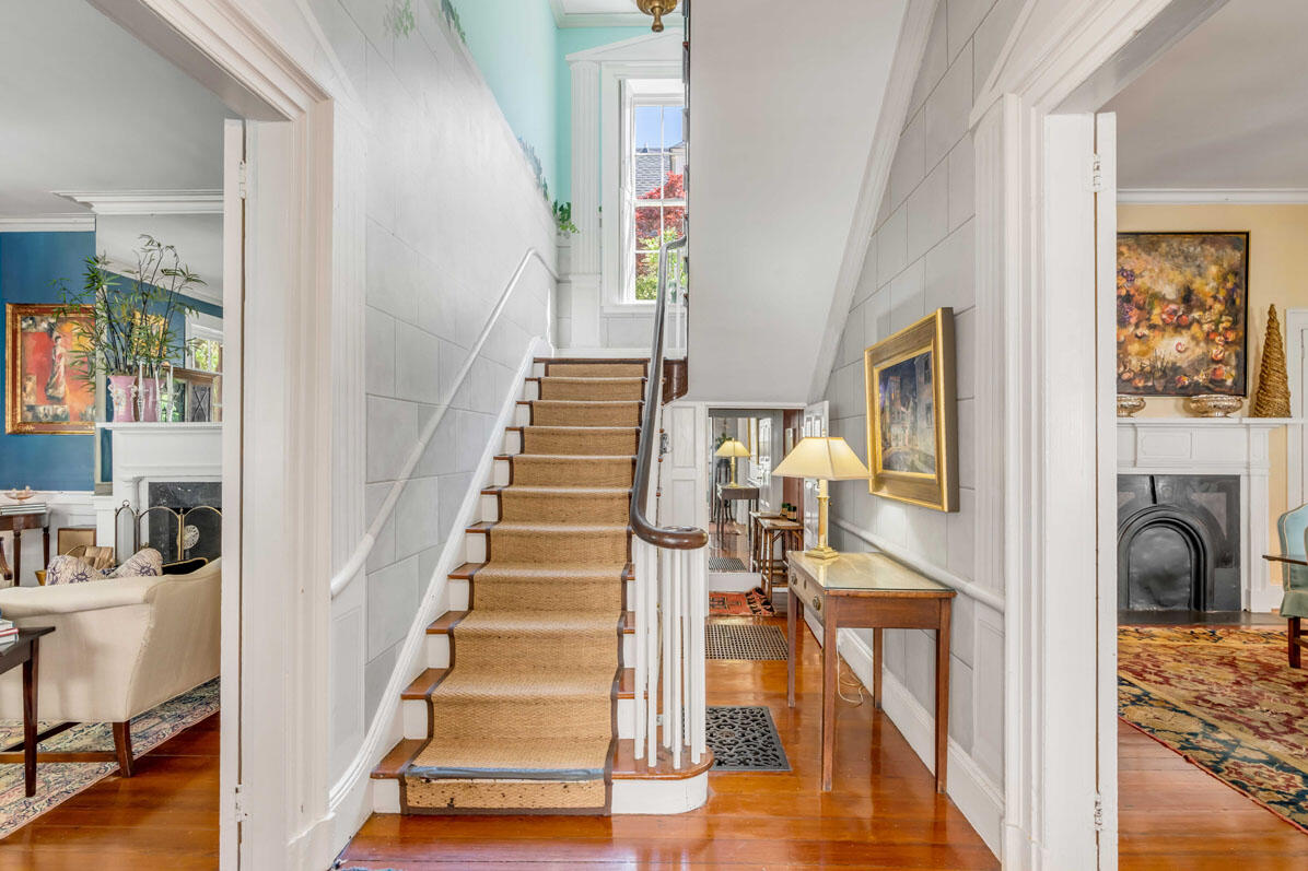 11 Montagu Street