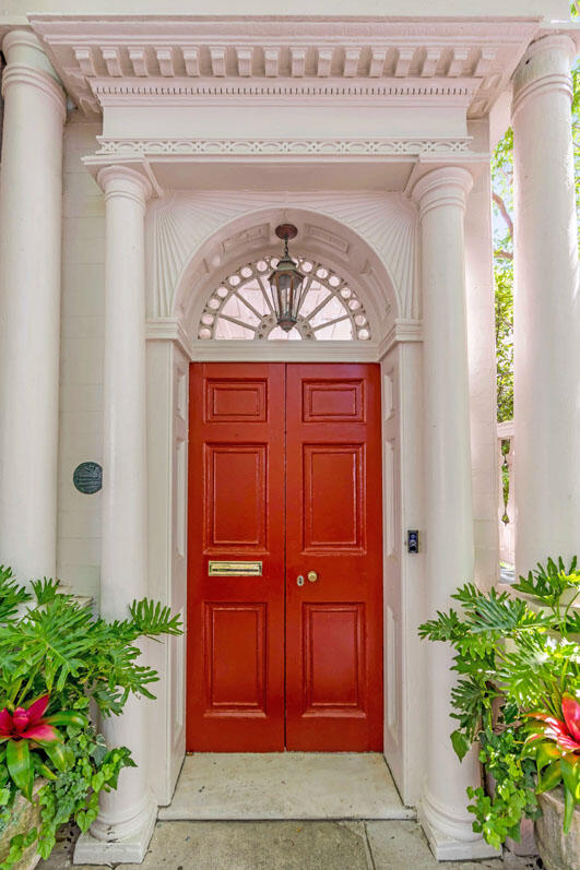 11 Montagu Street