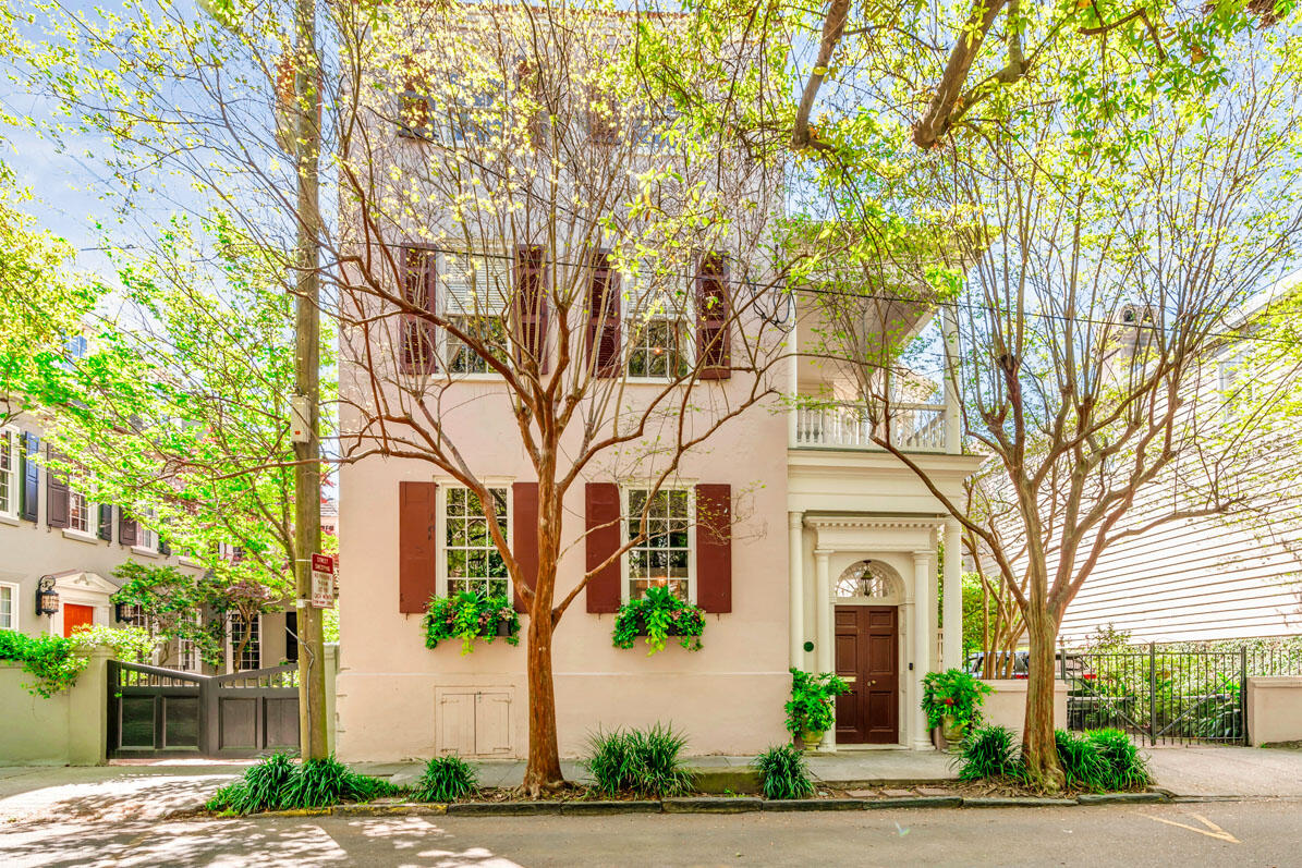 11 Montagu Street