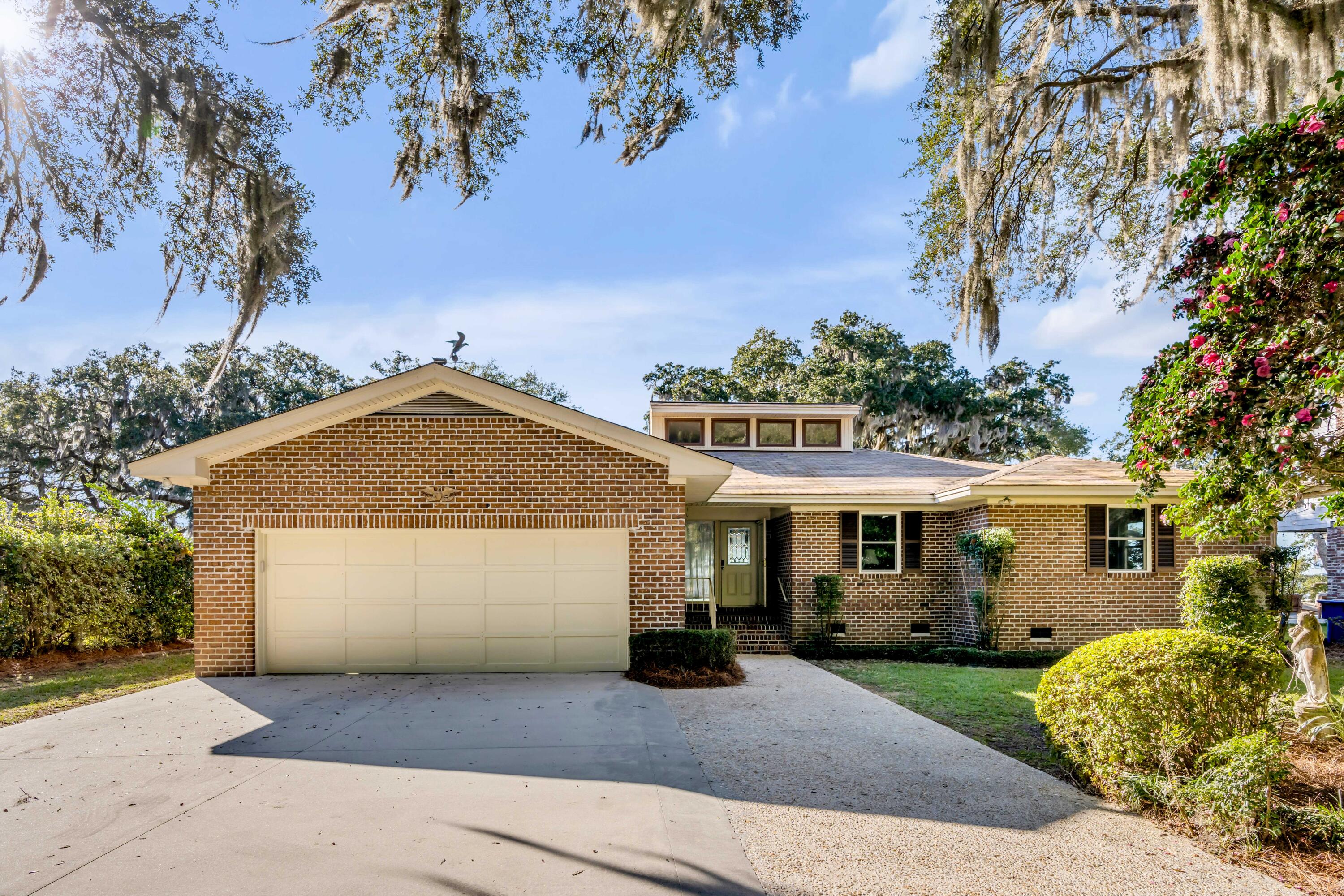 119 Riverland Drive