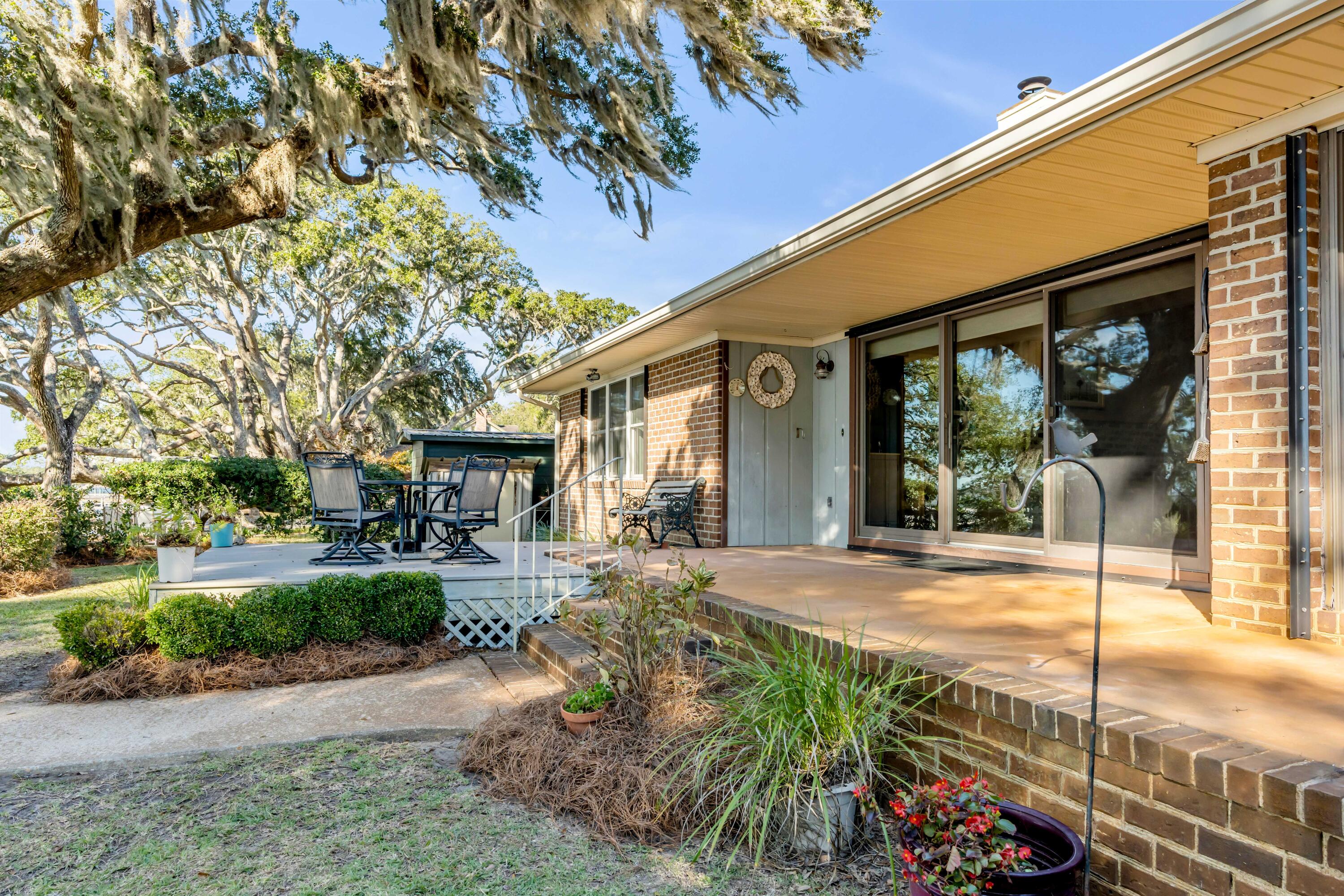 119 Riverland Drive