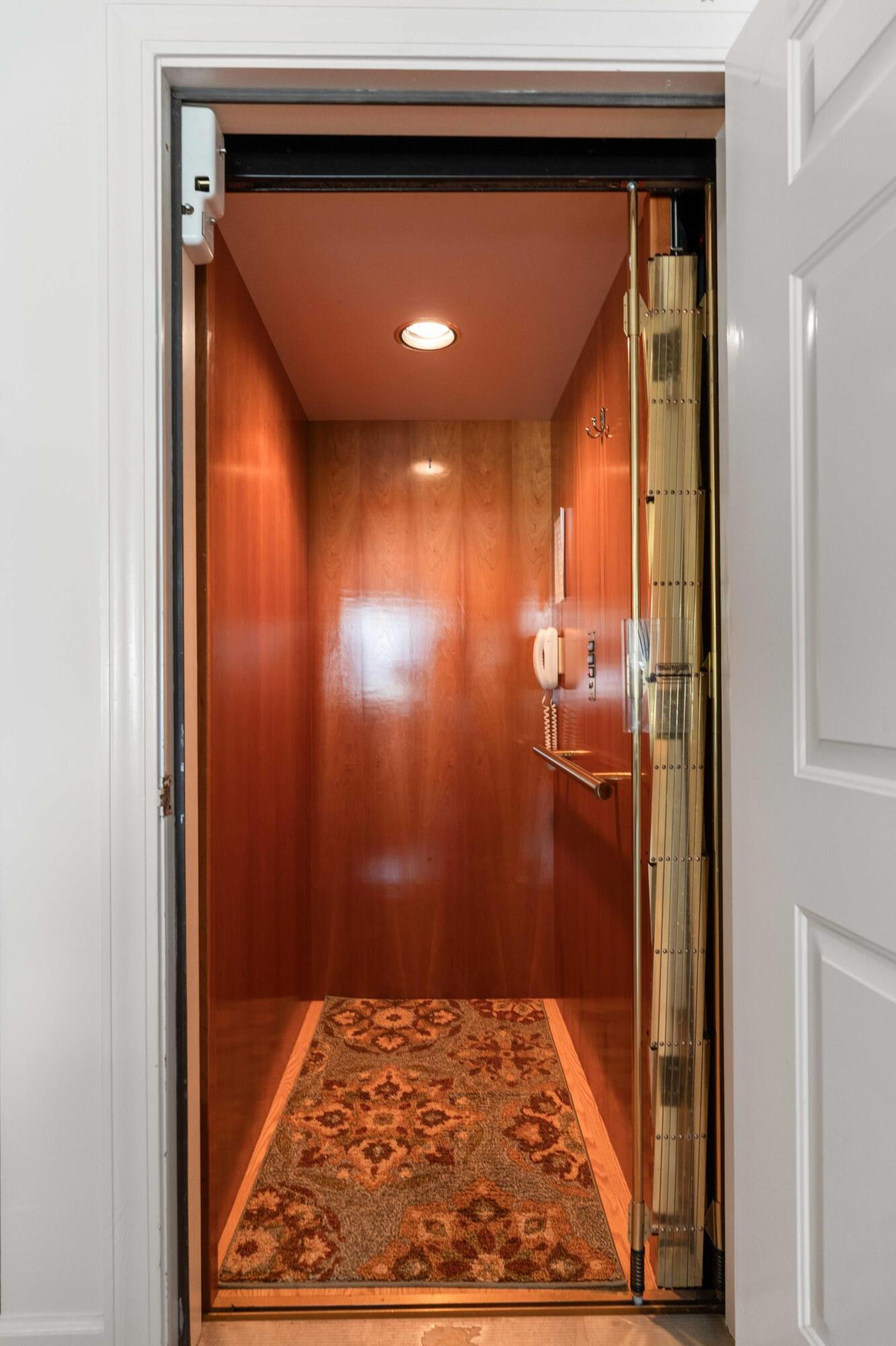 16 Fairway Village Lane