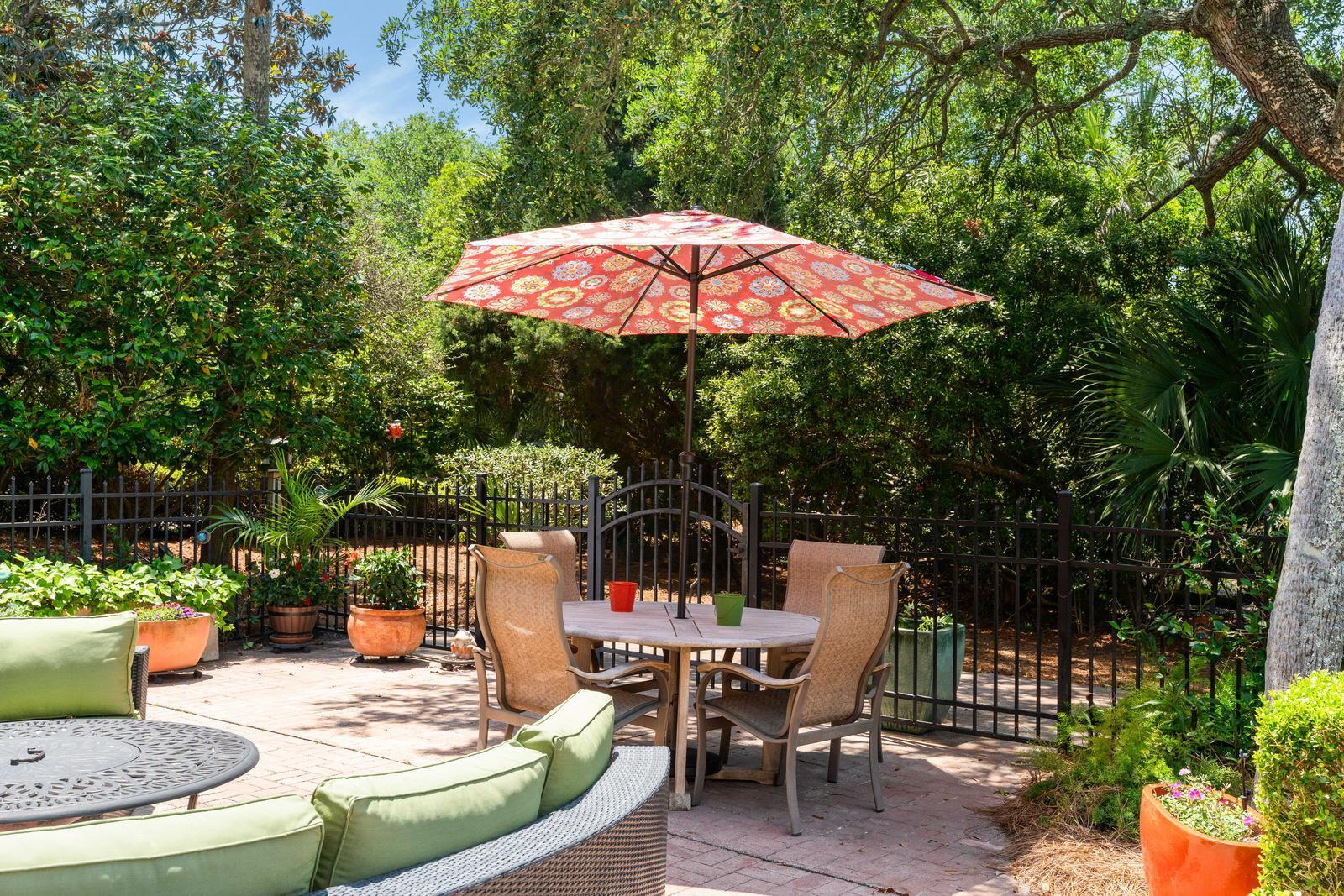 16 Fairway Village Lane