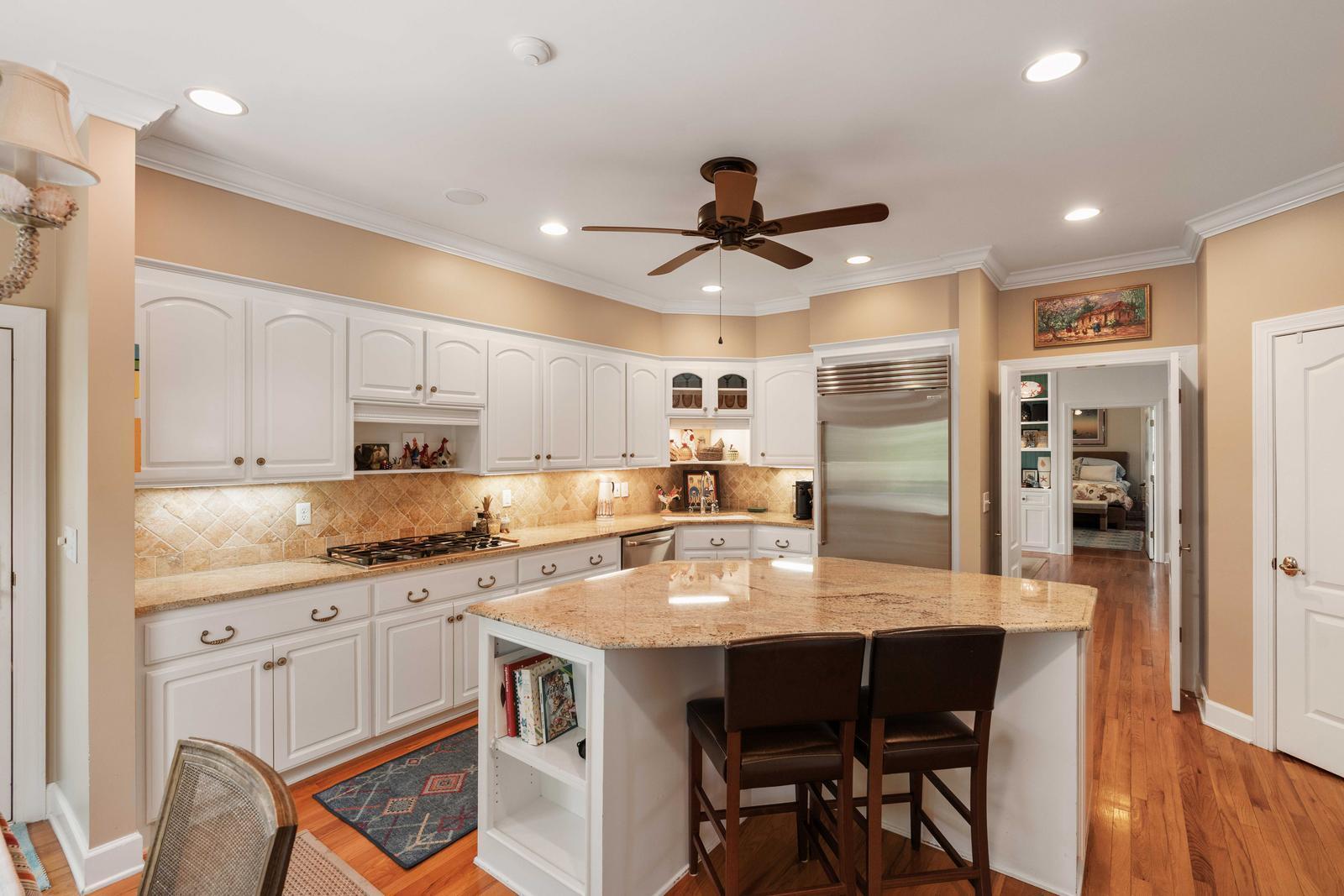 16 Fairway Village Lane