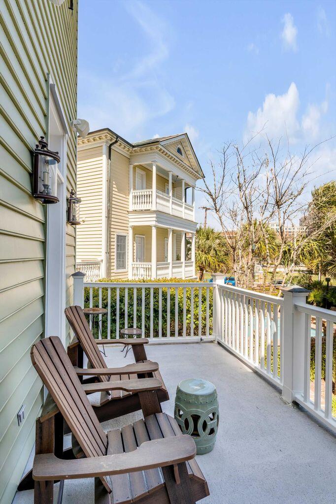 106 Murray Boulevard