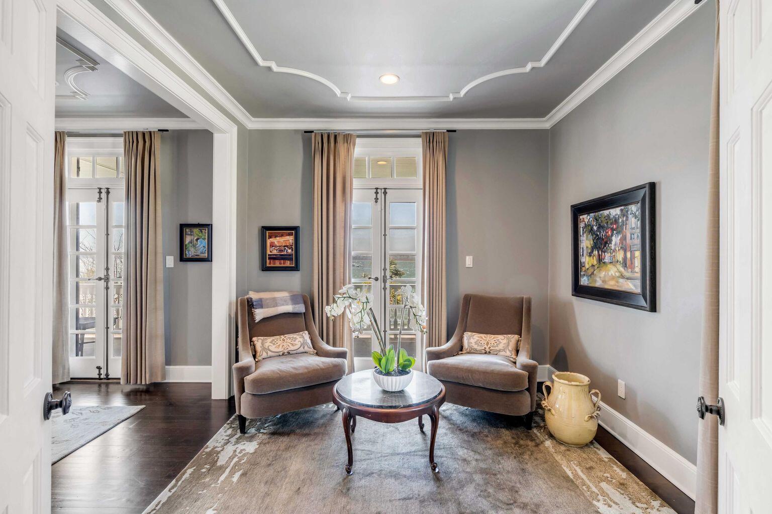 106 Murray Boulevard