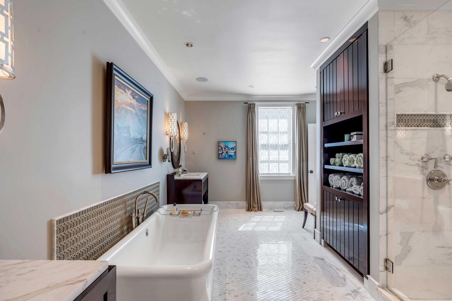 106 Murray Boulevard