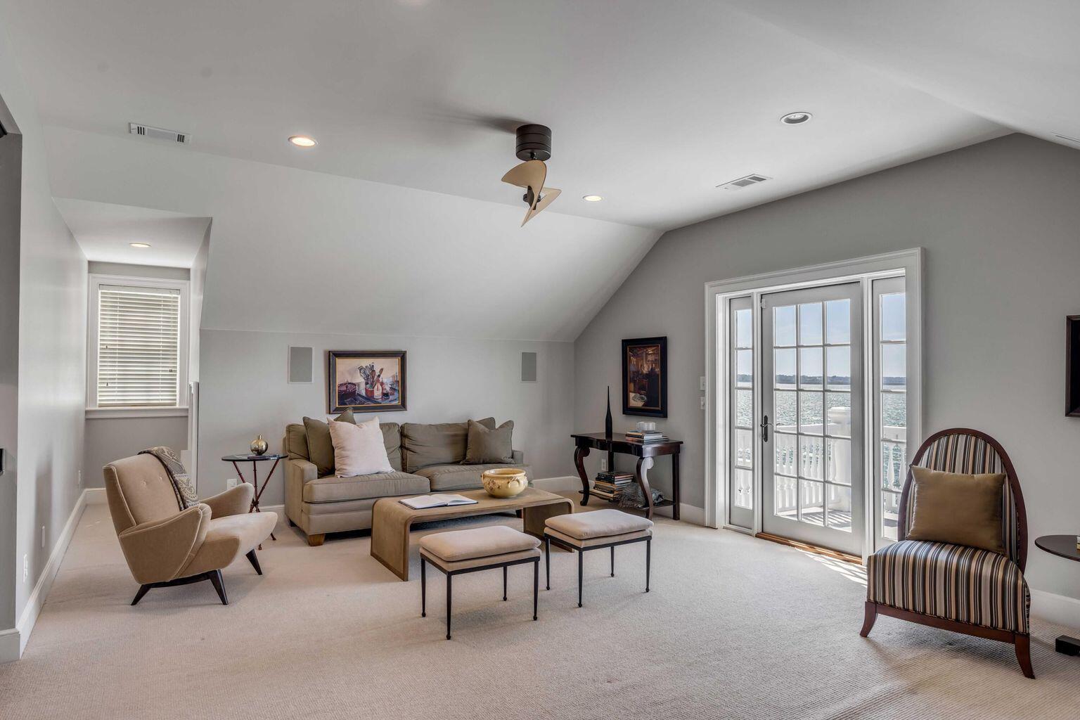 106 Murray Boulevard