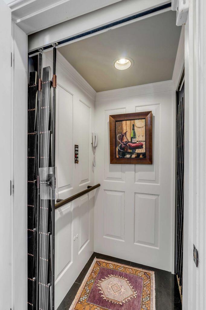 106 Murray Boulevard