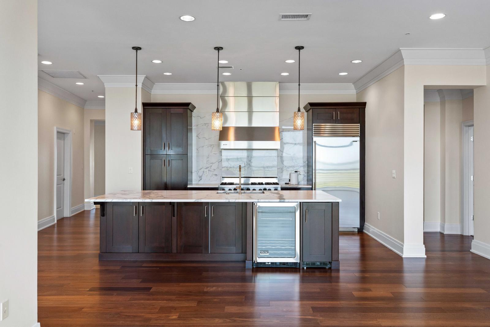 355 Cooper River Drive