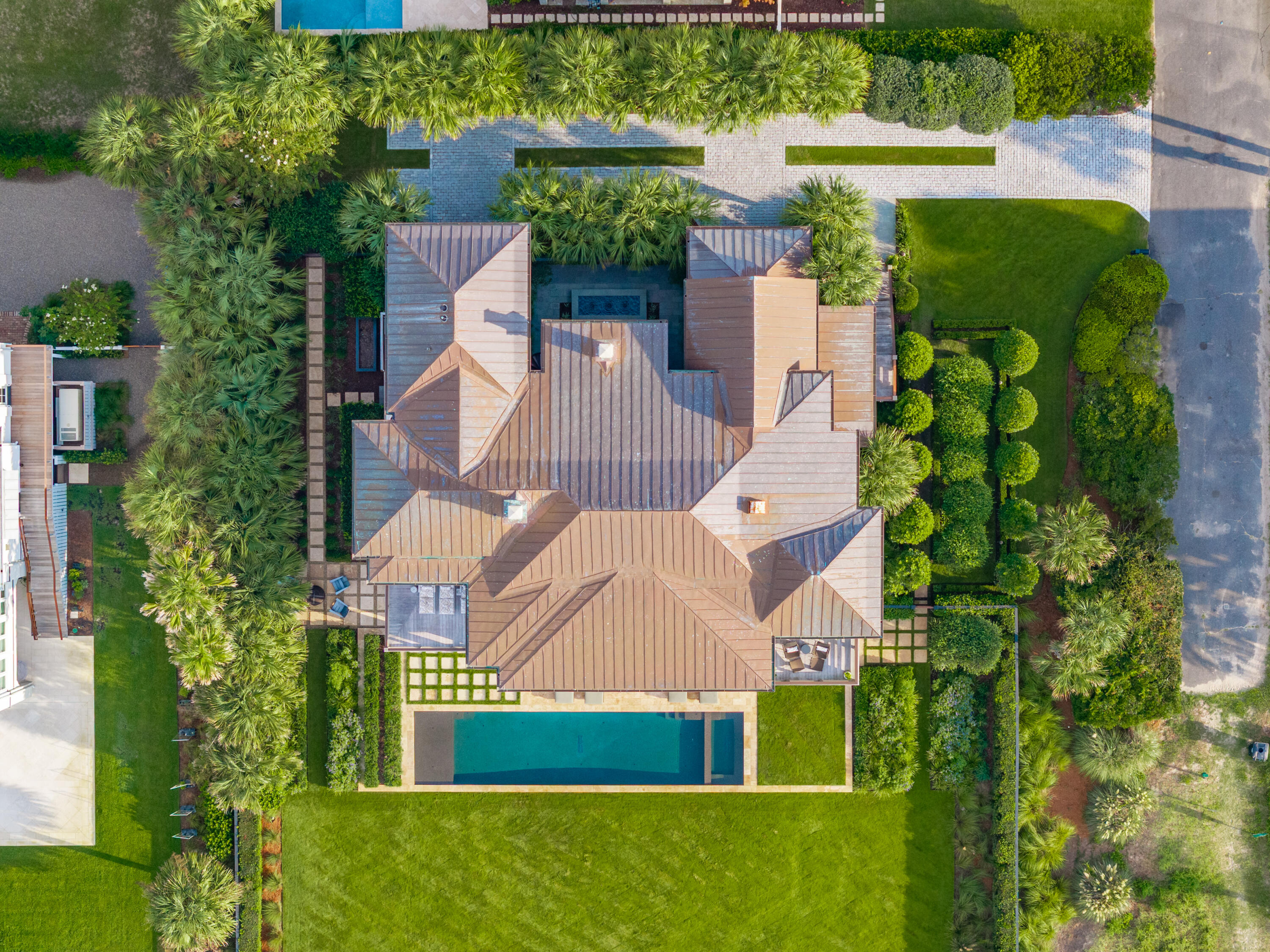 1 44th Avenue