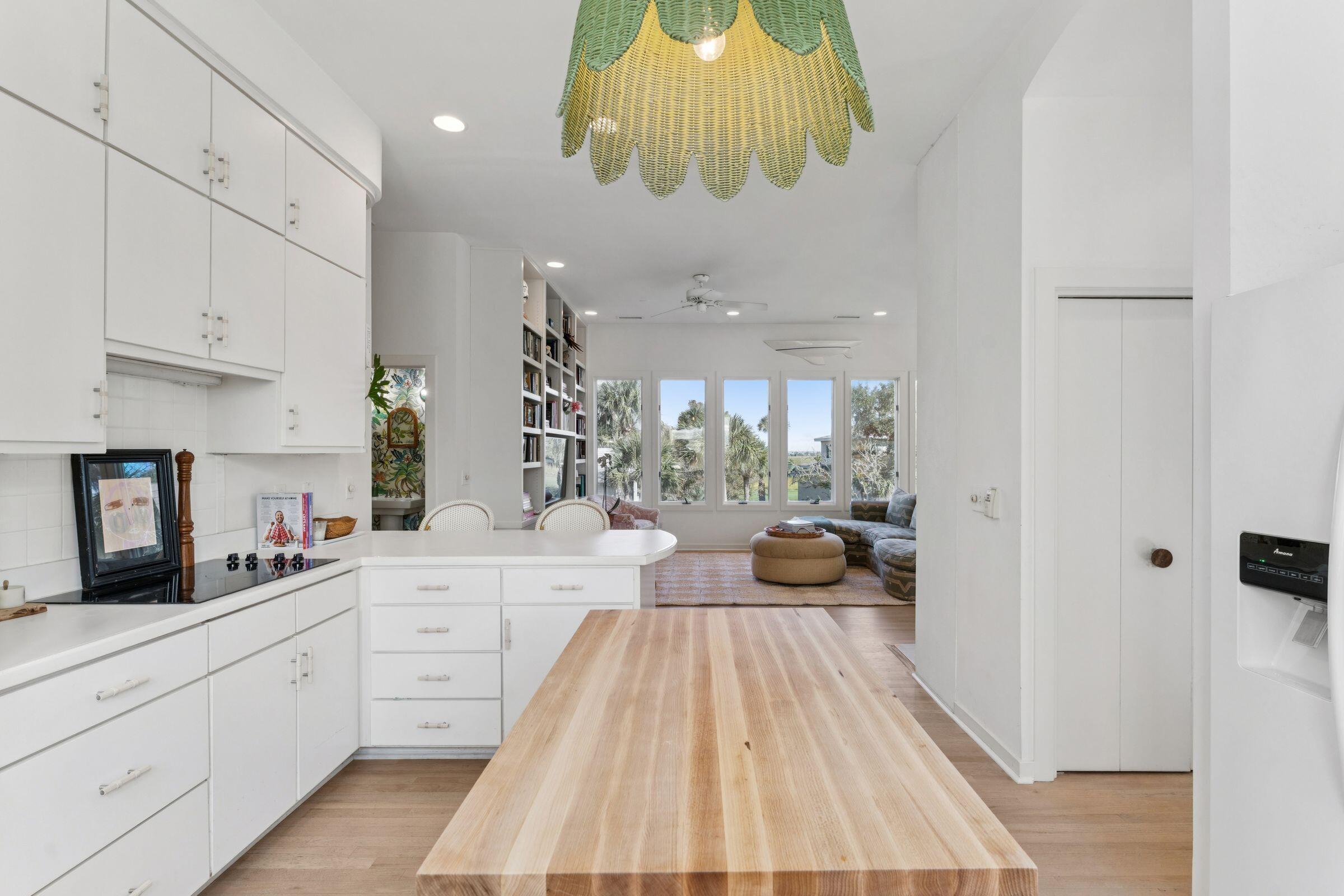 23 Fairway Village Lane