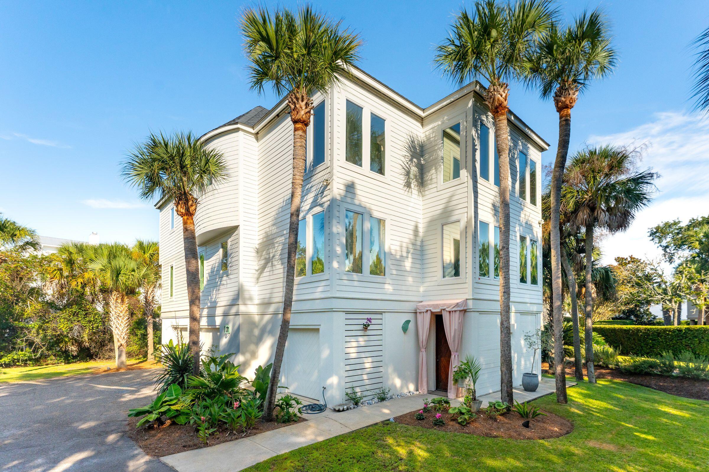 23 Fairway Village Lane