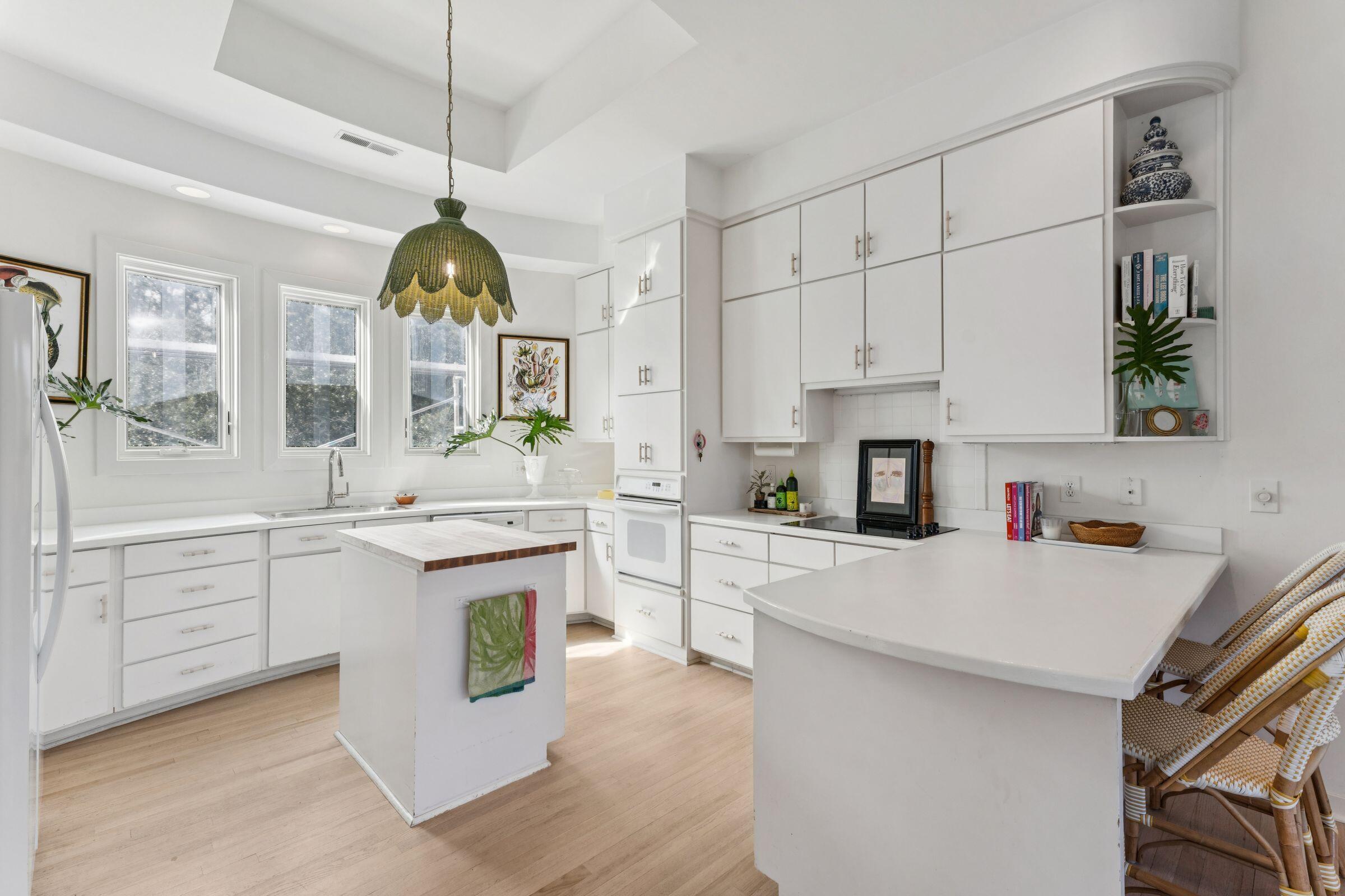 23 Fairway Village Lane