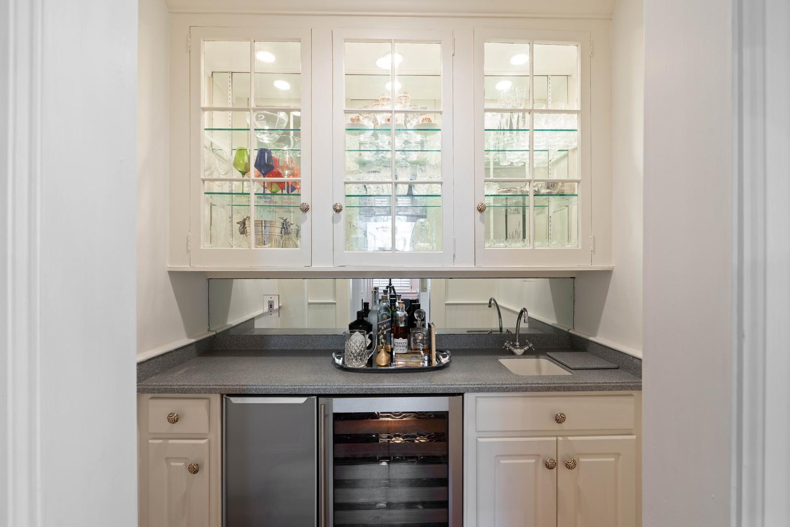 106 S Battery Street