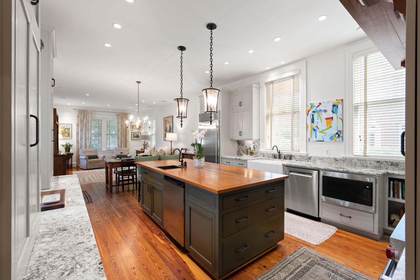 106 S Battery Street