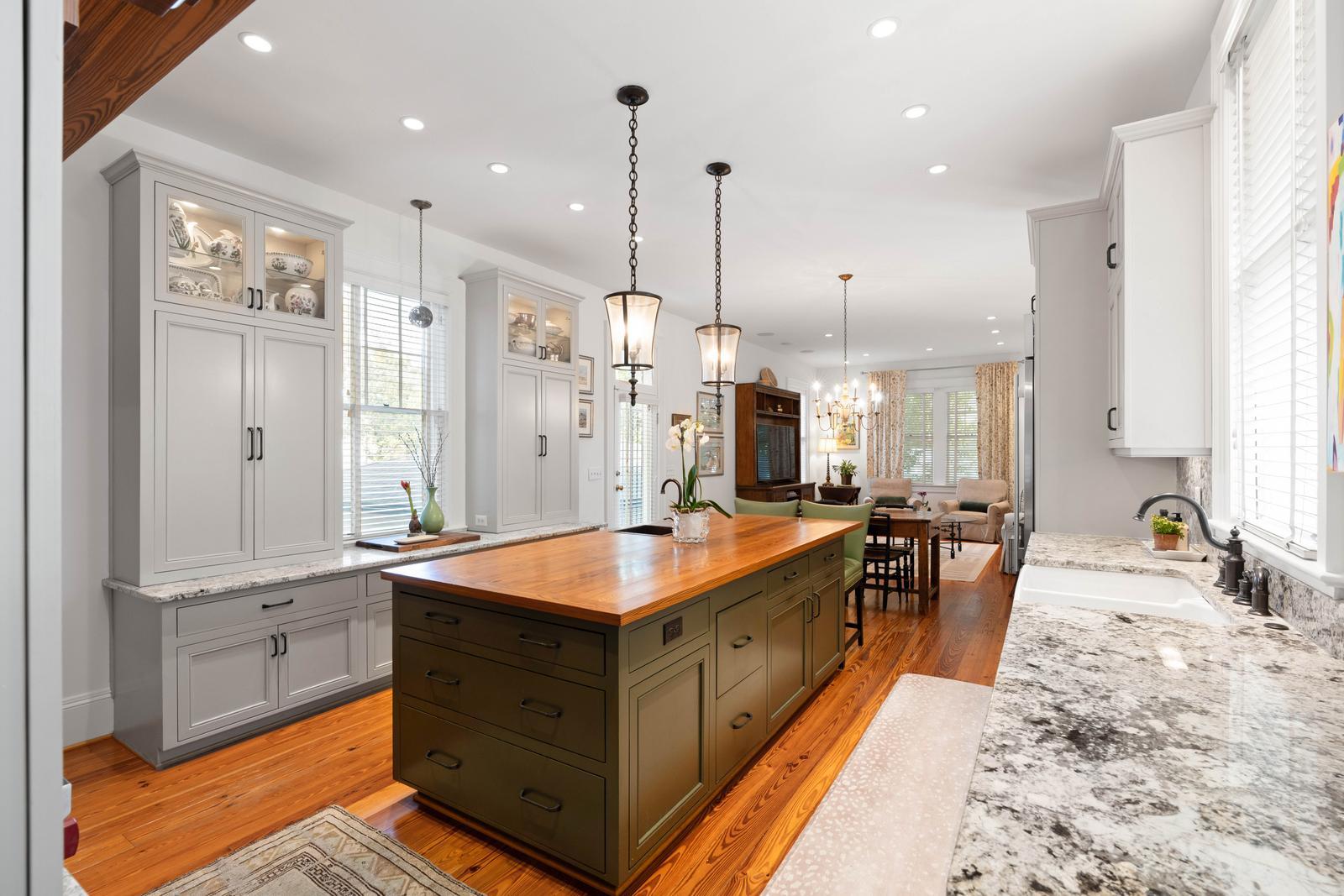 106 S Battery Street