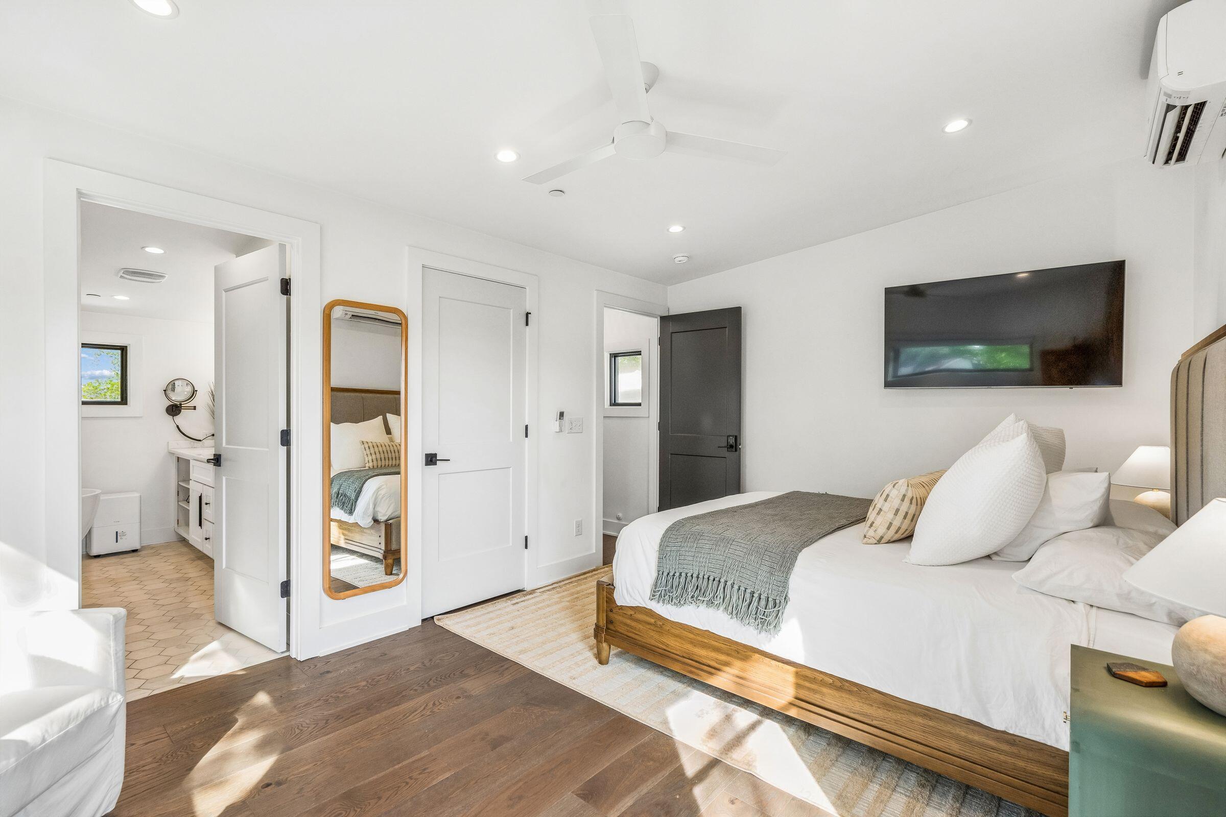 7 Carrere Court Unit A