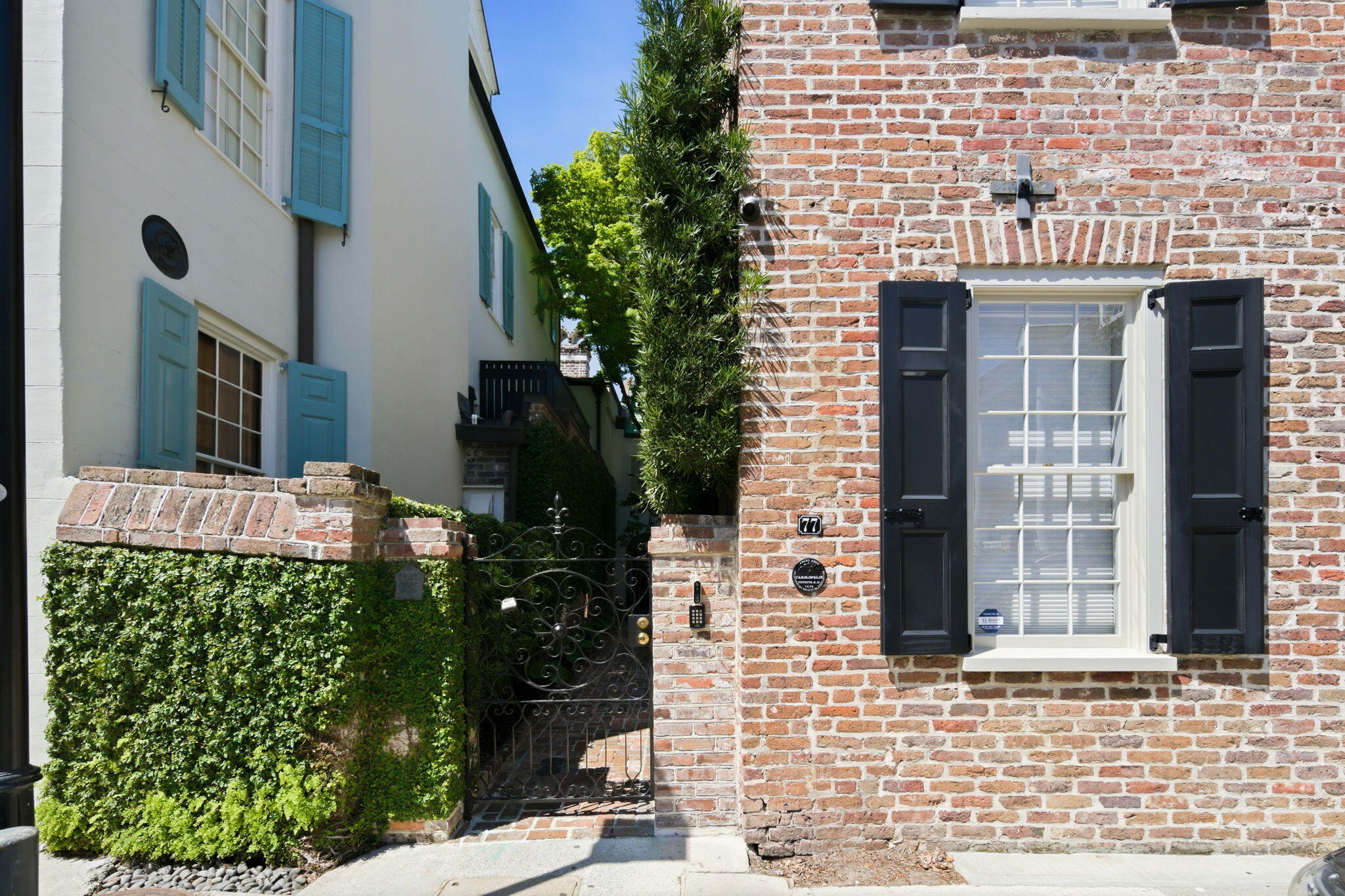 77 King Street