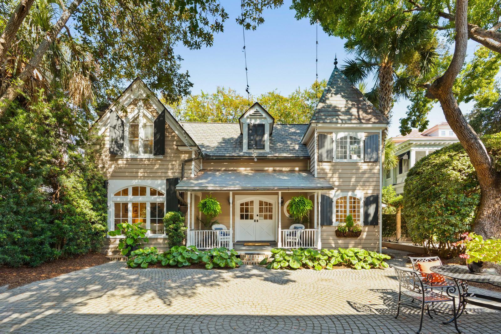 22 Rutledge Avenue