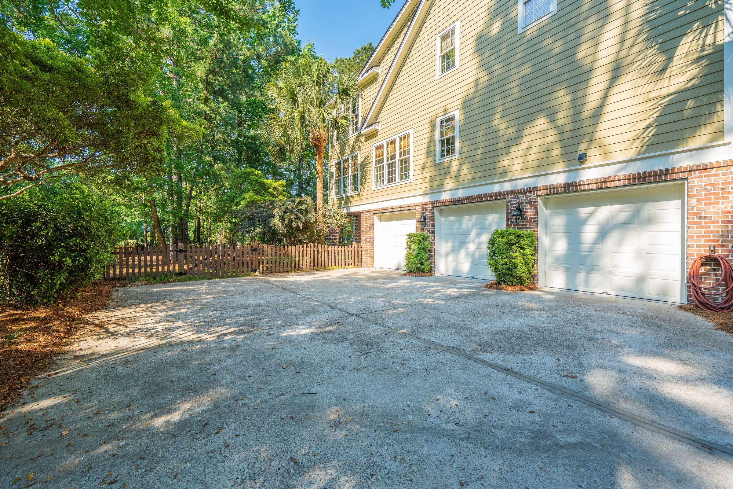 3868 Colonel Vanderhorst Circle