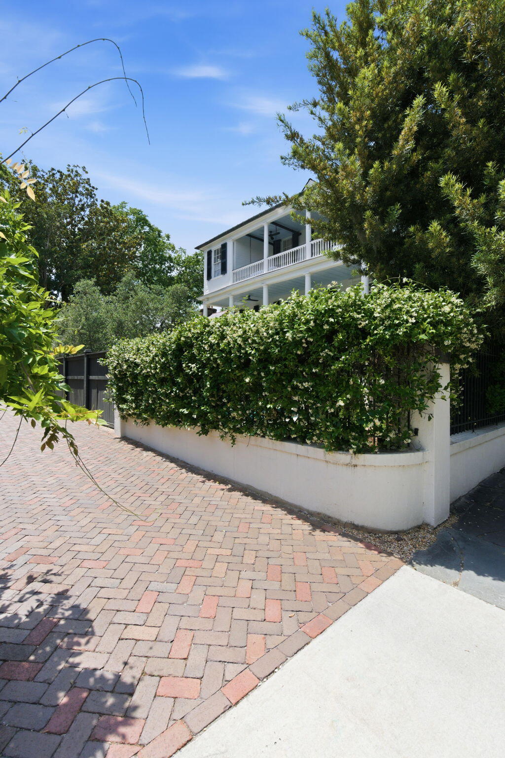 89 Ashley Avenue