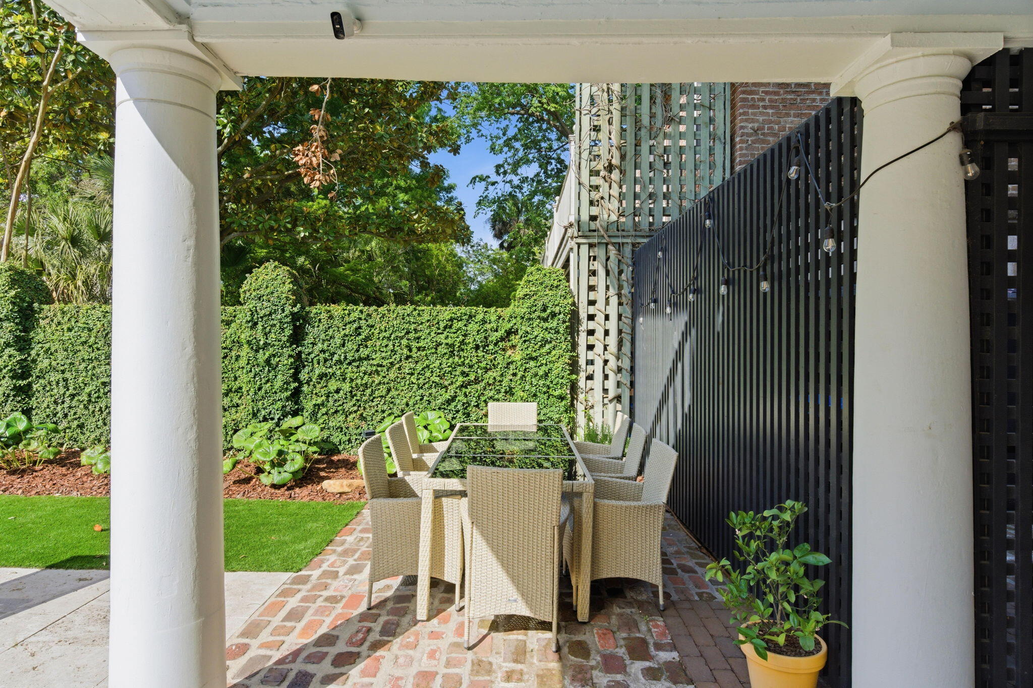 89 Ashley Avenue