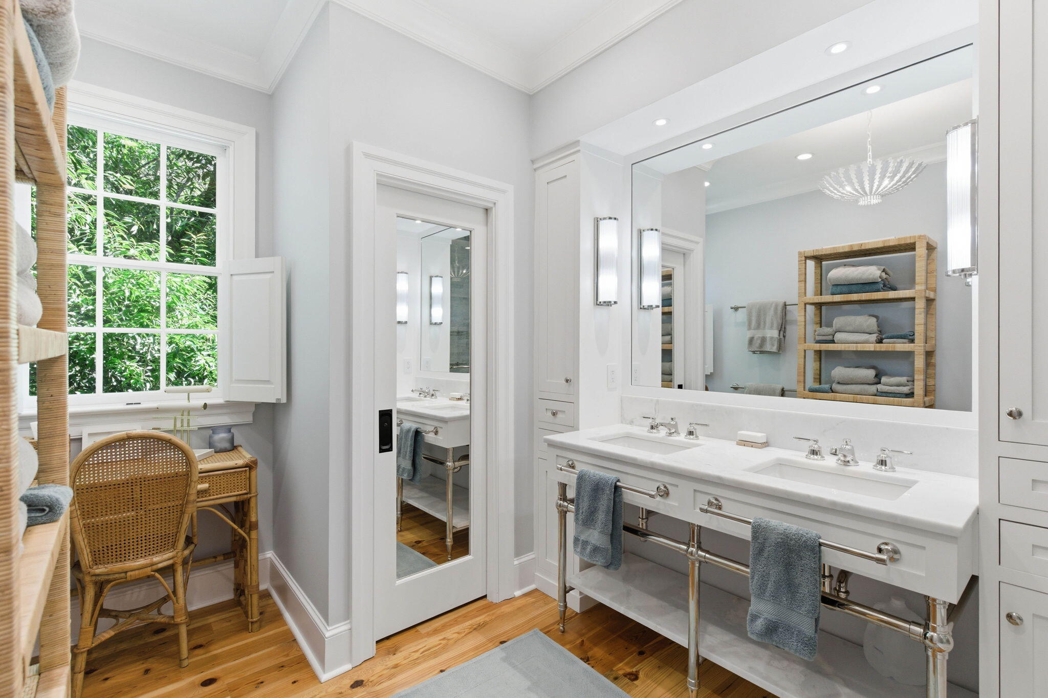 4 Bedons Alley