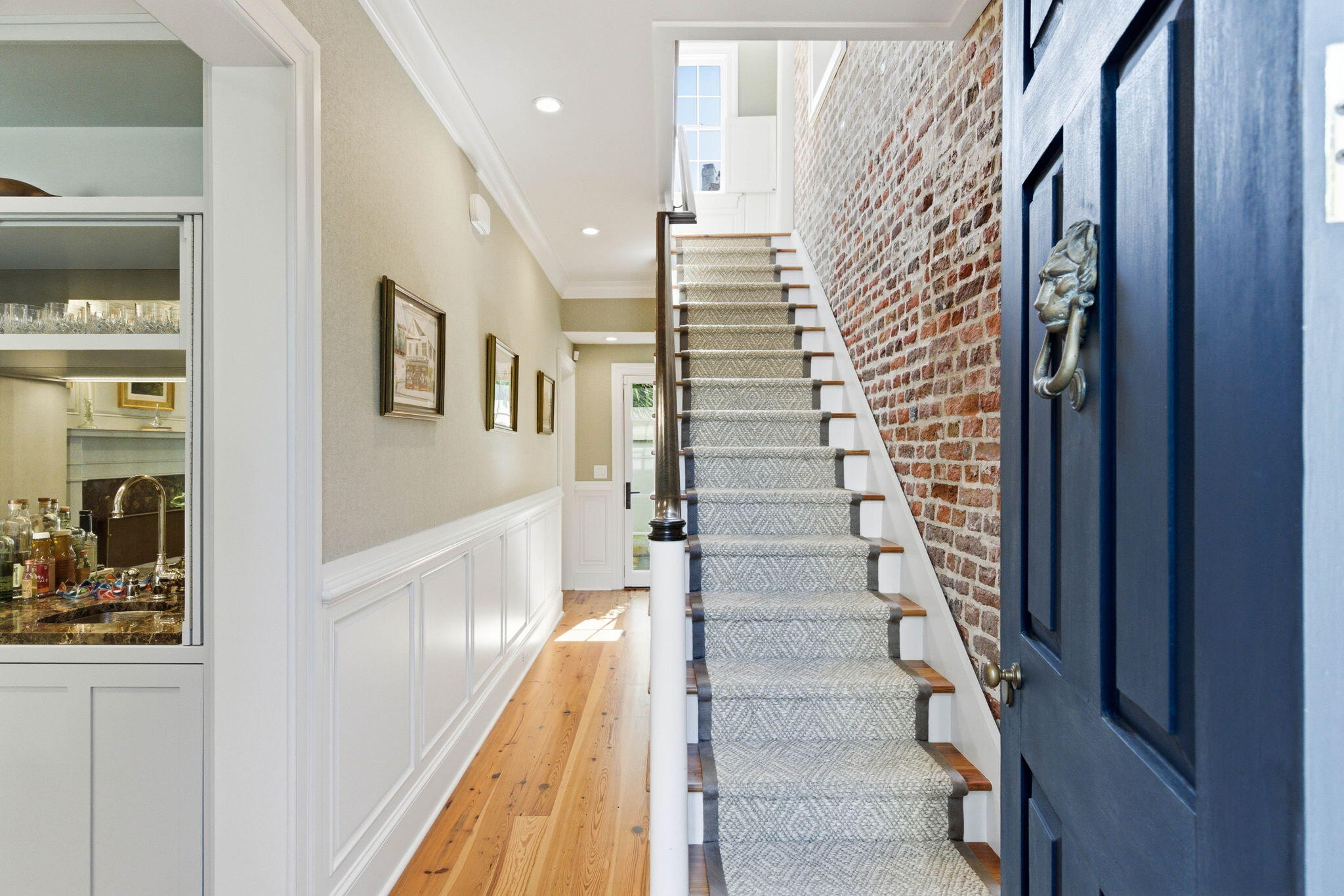 4 Bedons Alley