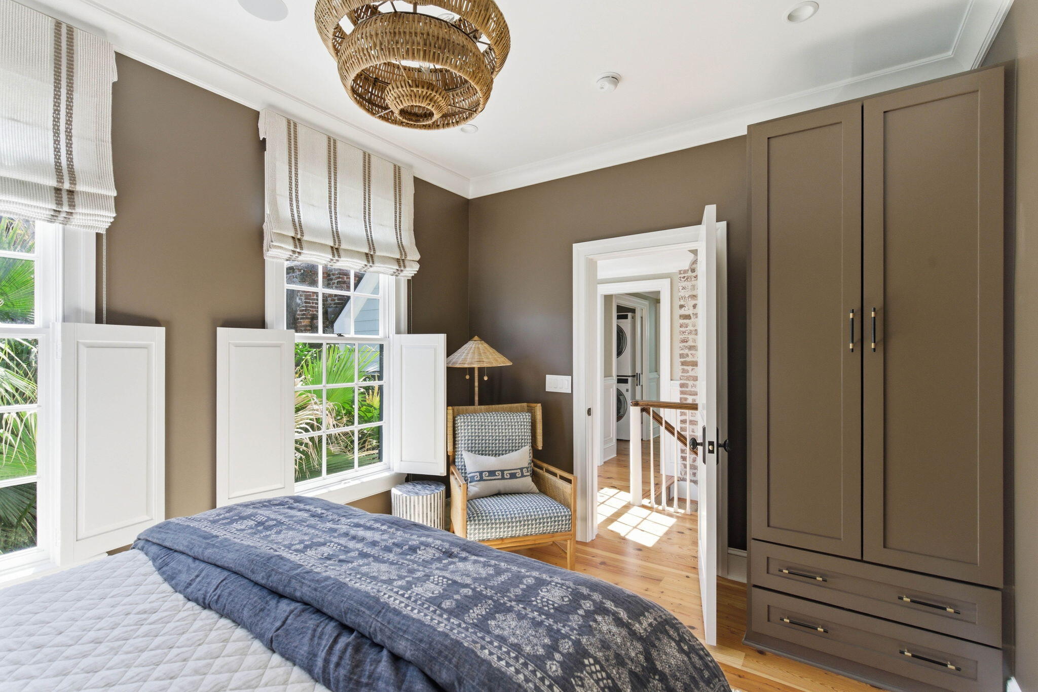 4 Bedons Alley