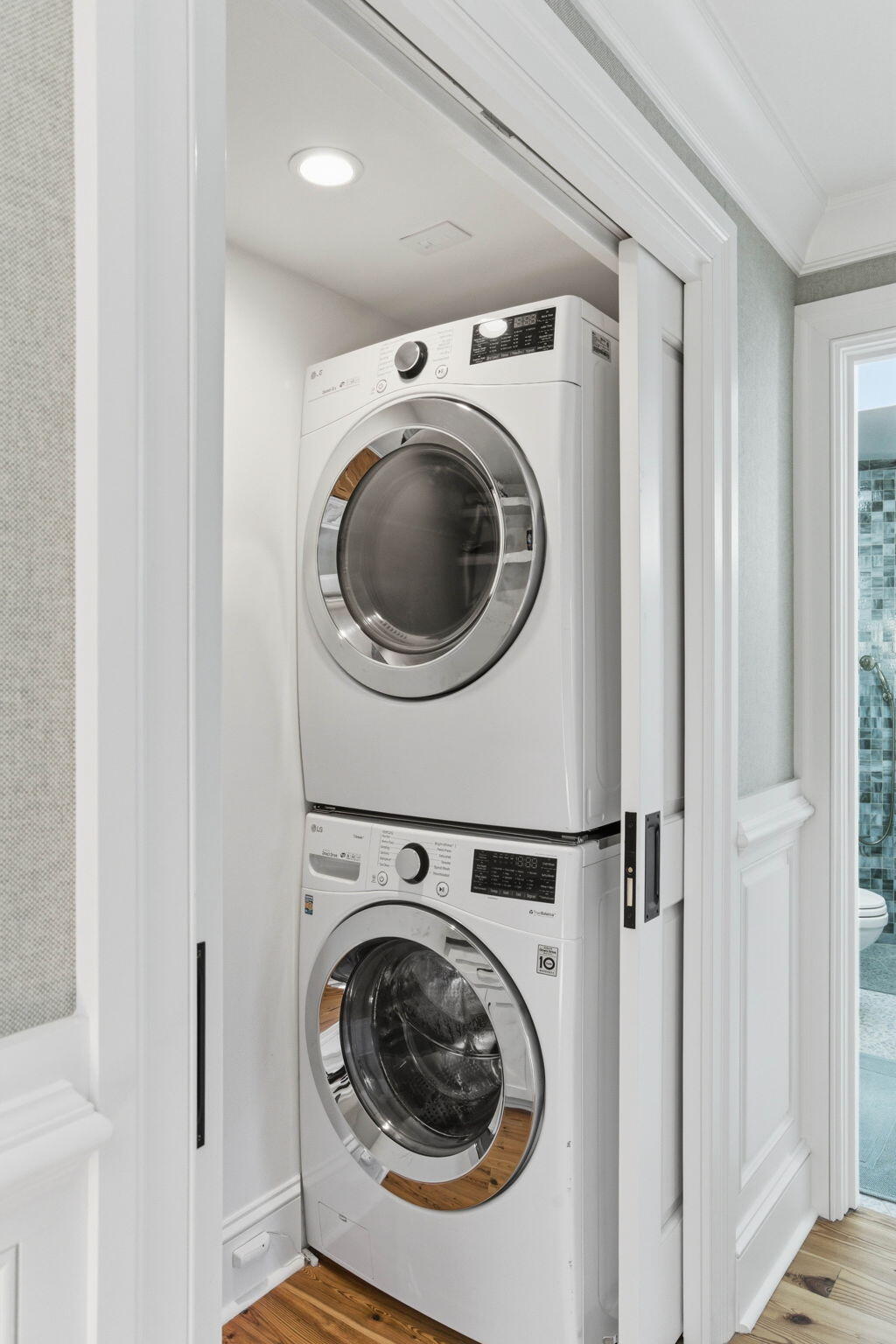 4 Bedons Alley
