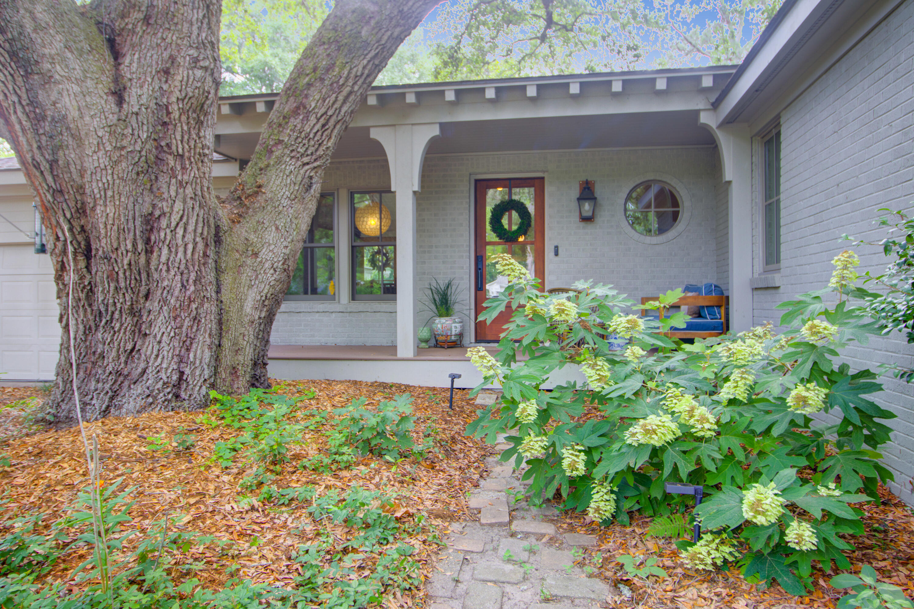 971 Cliffwood Drive