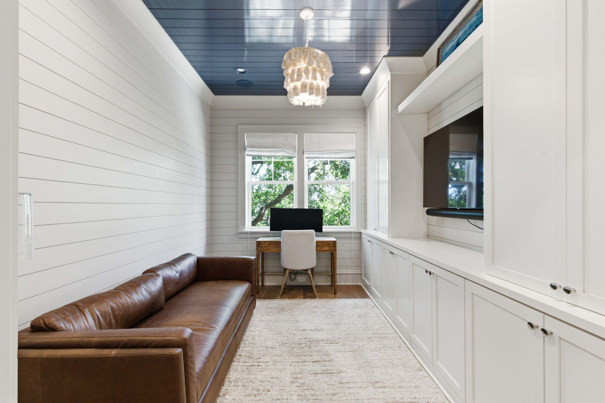 312 River Oak Drive