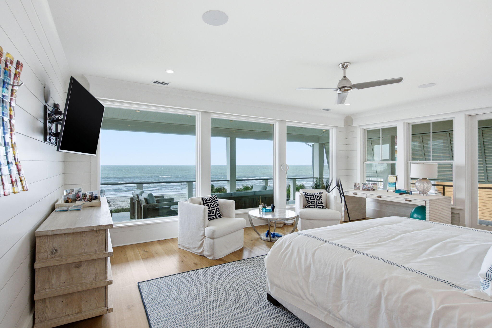 608 Ocean Boulevard