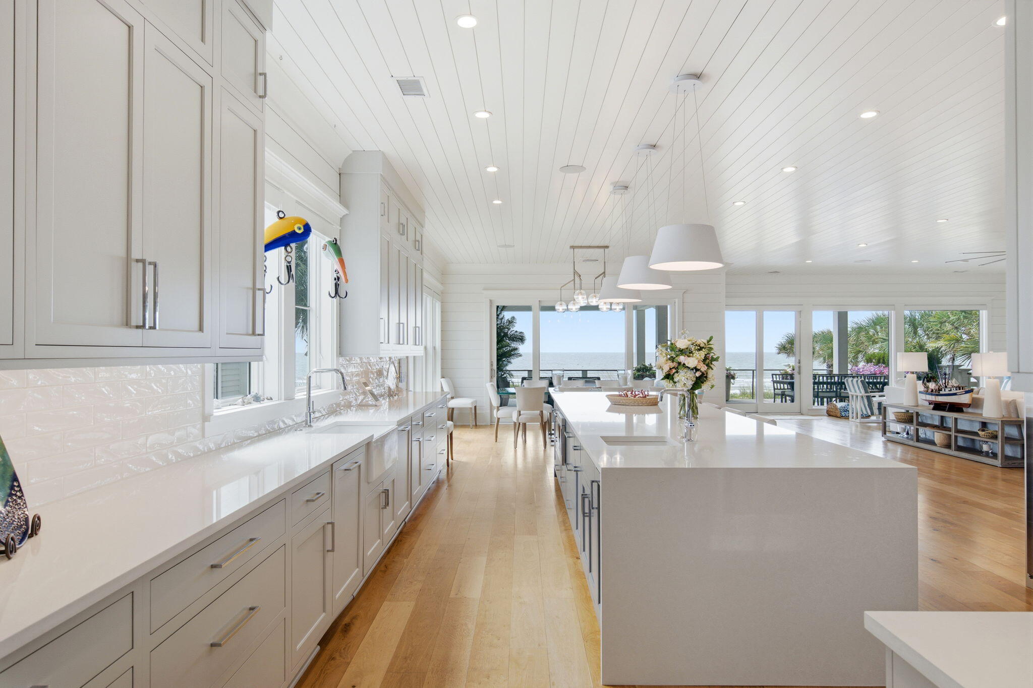 608 Ocean Boulevard