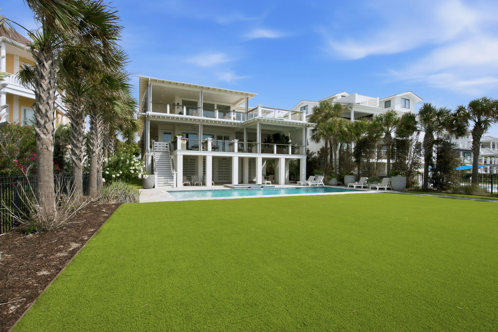 608 Ocean Boulevard