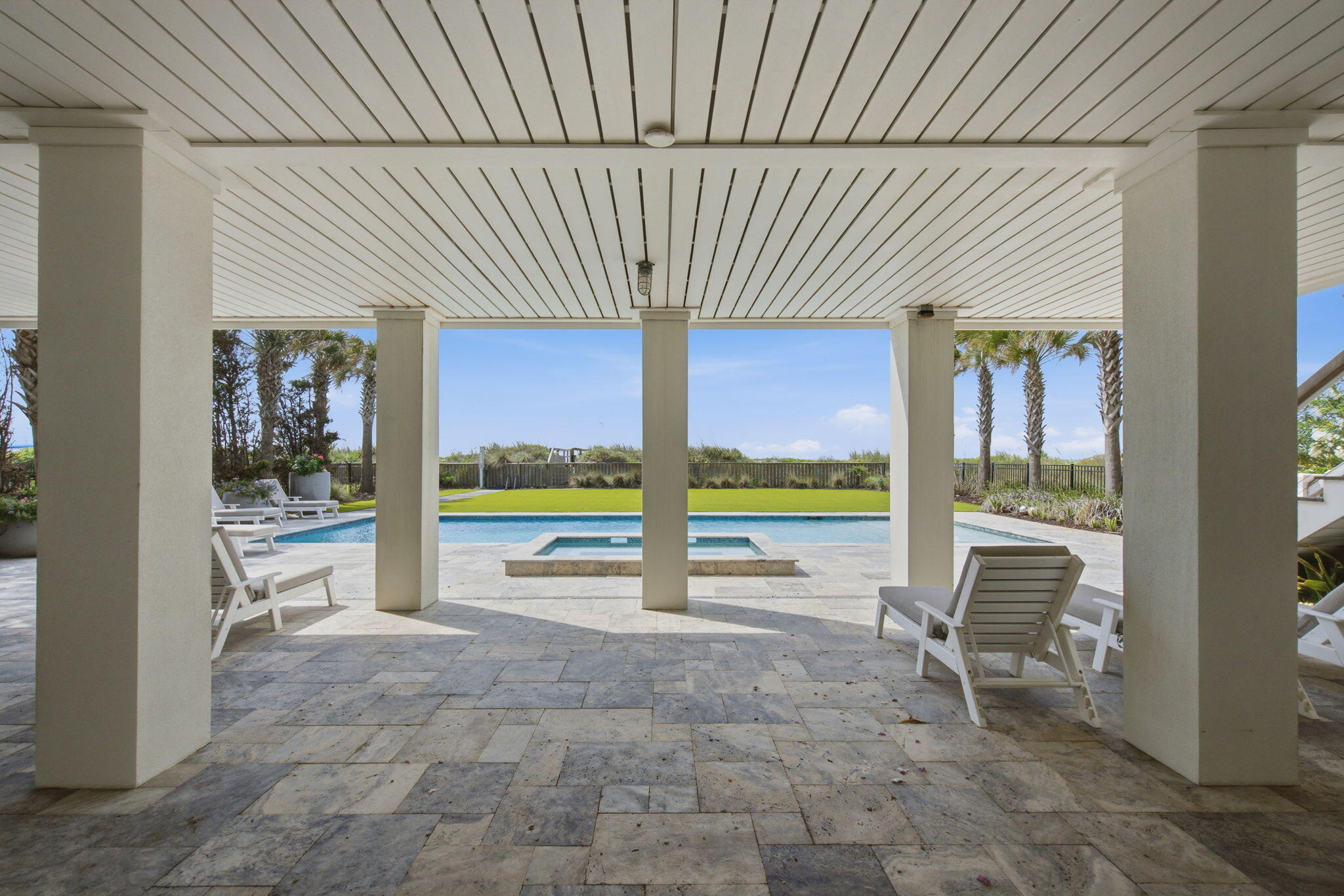 608 Ocean Boulevard