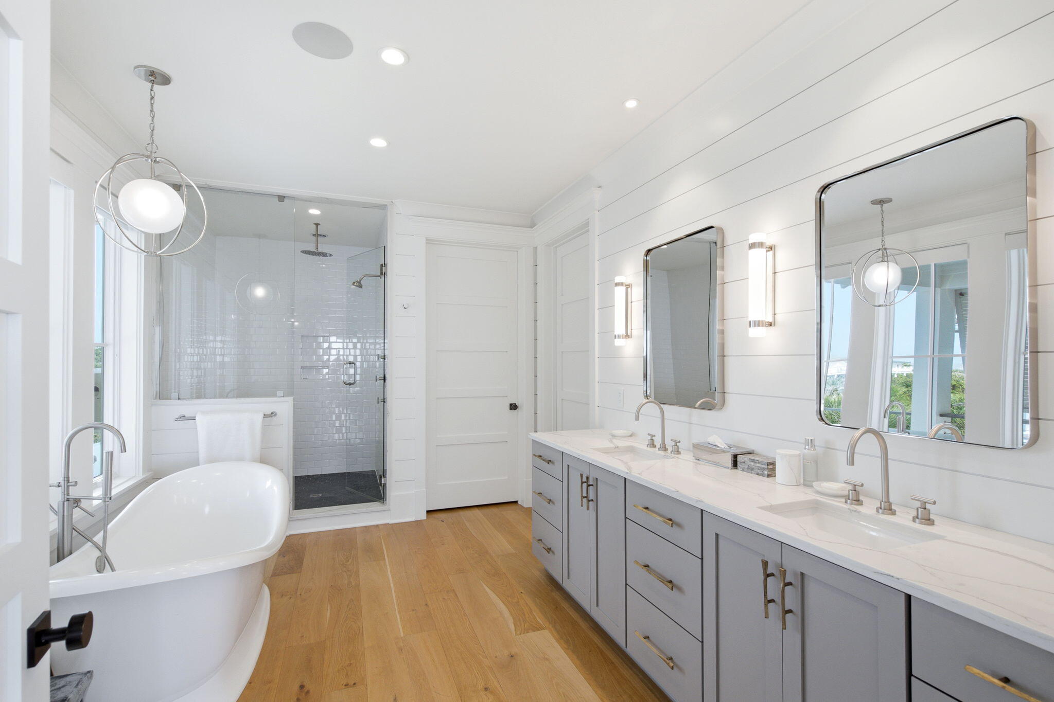 608 Ocean Boulevard