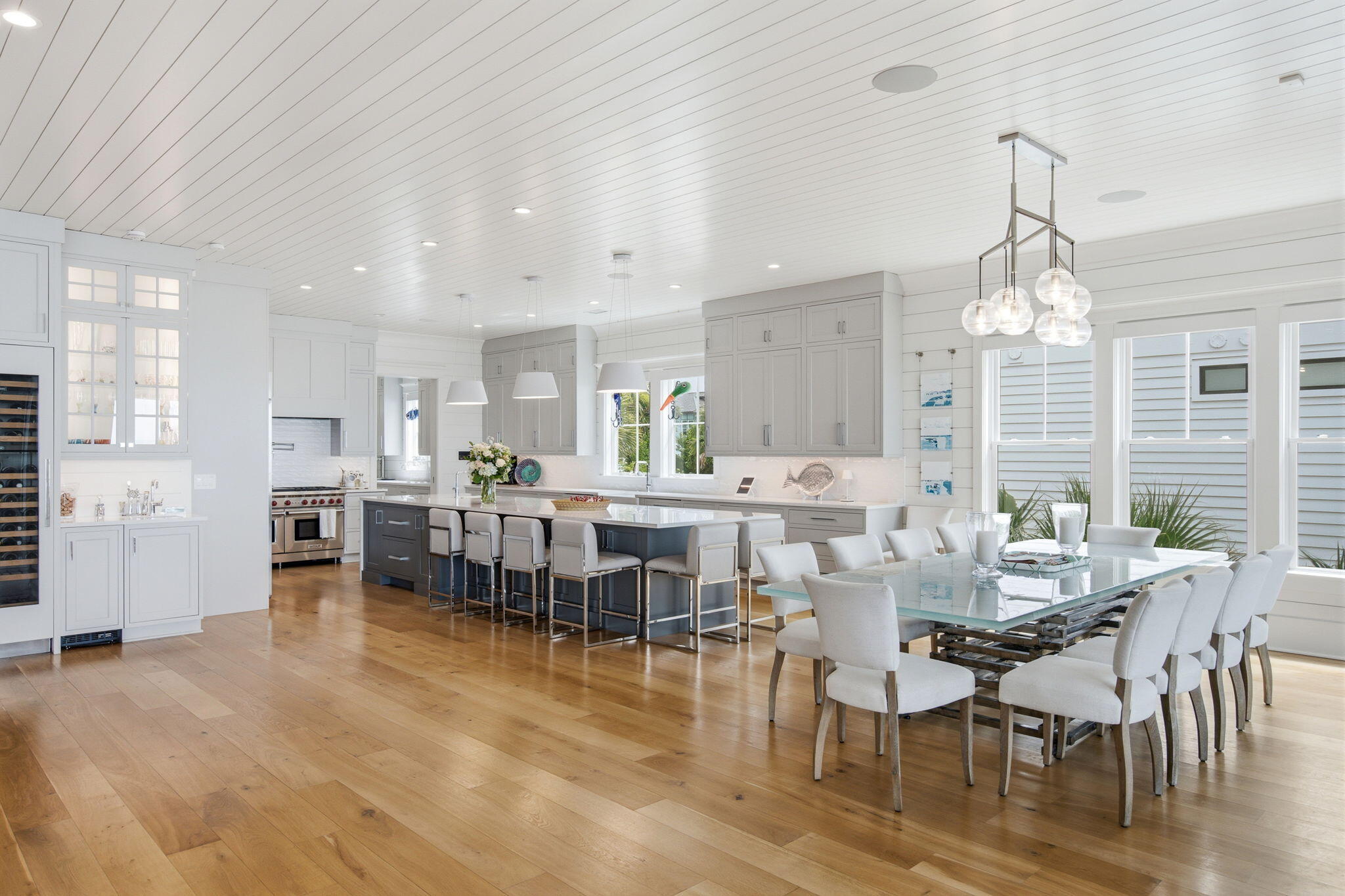608 Ocean Boulevard