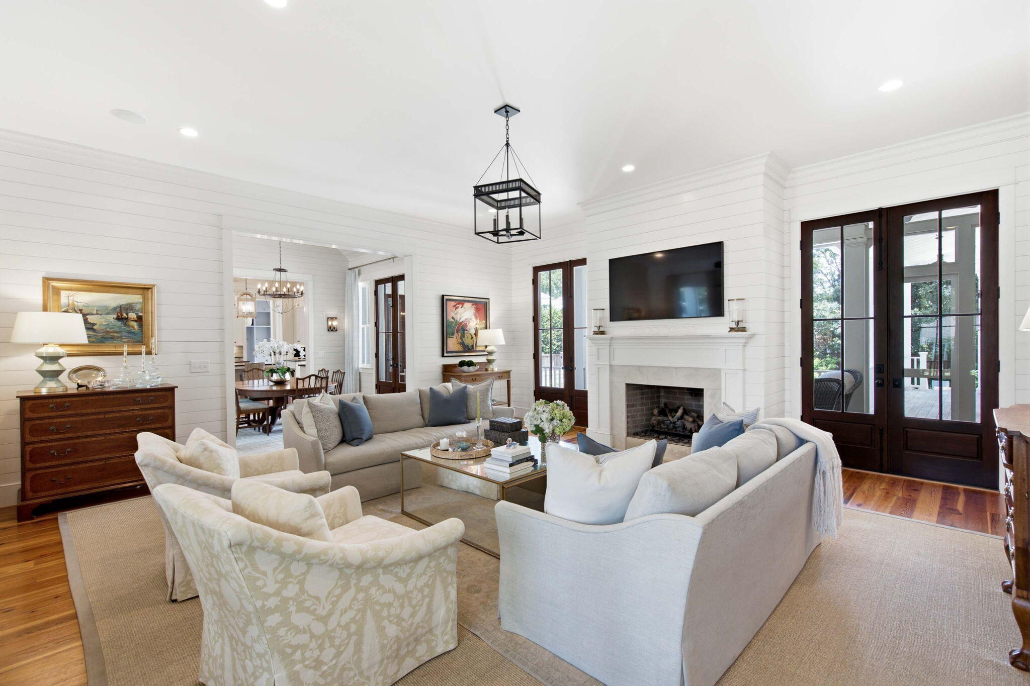 523 Deer Street