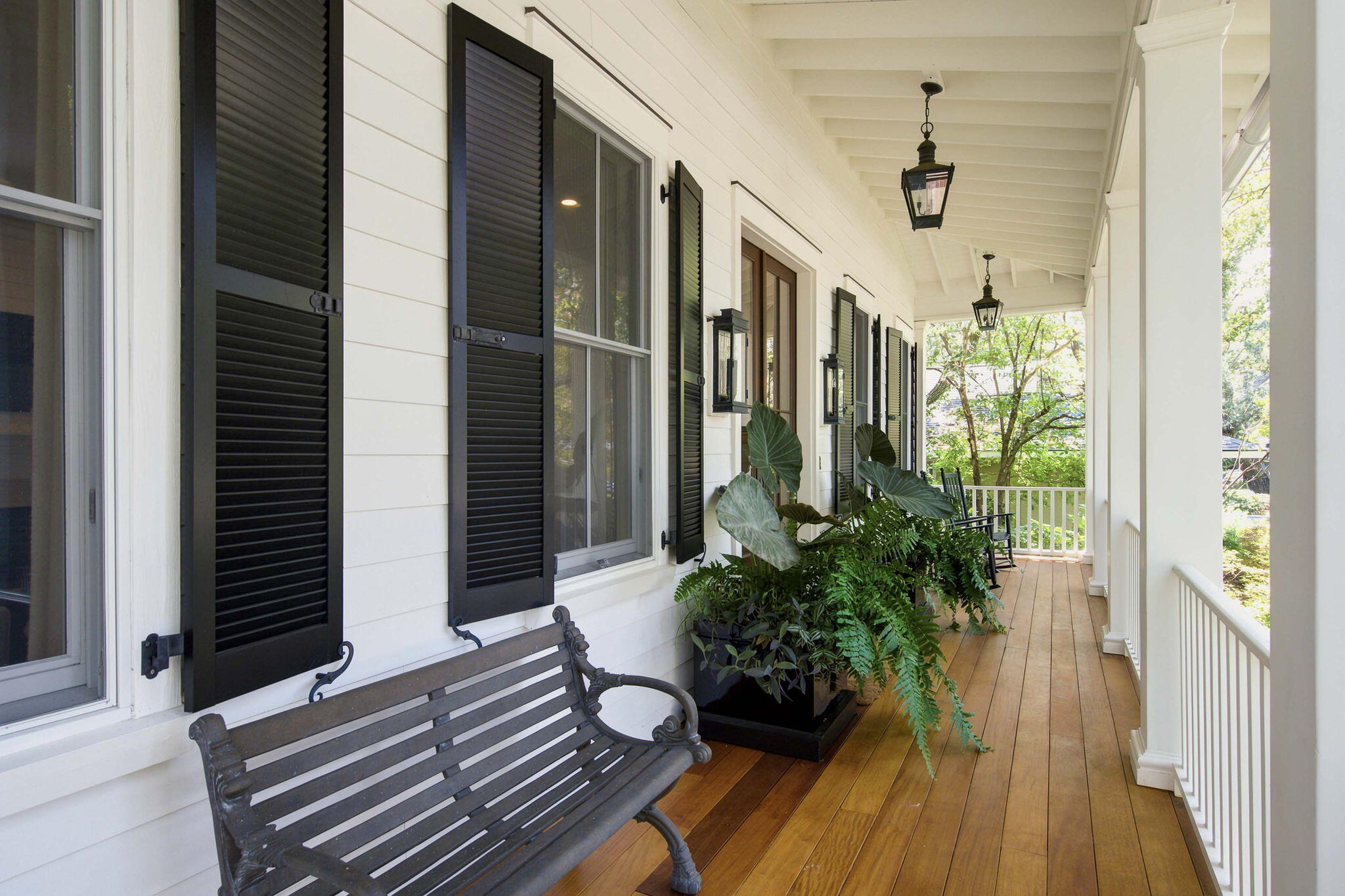 523 Deer Street