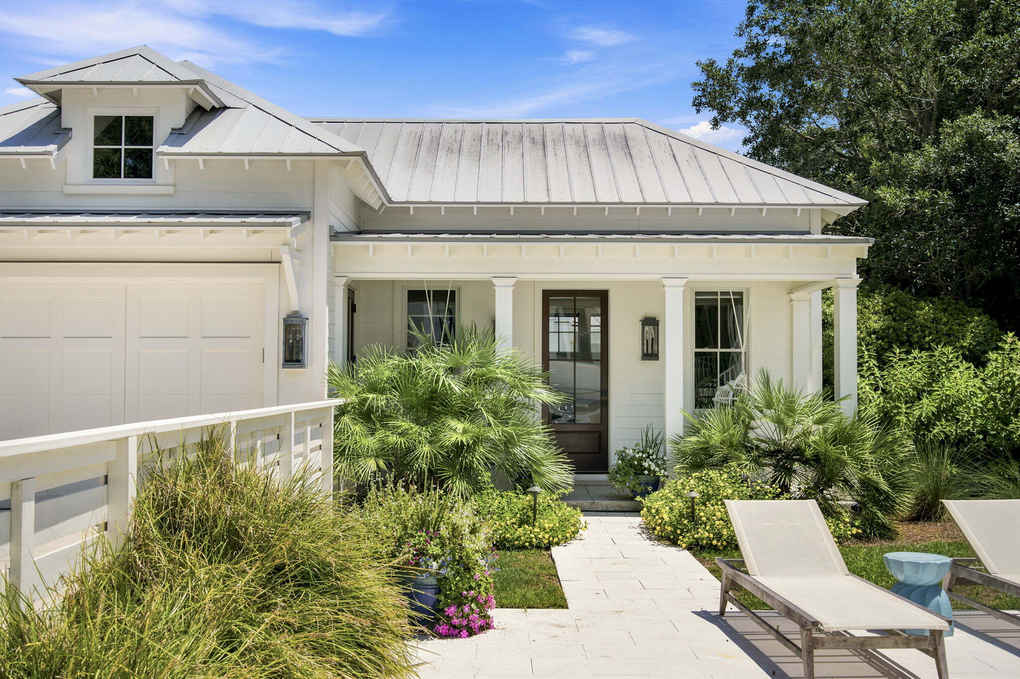 523 Deer Street