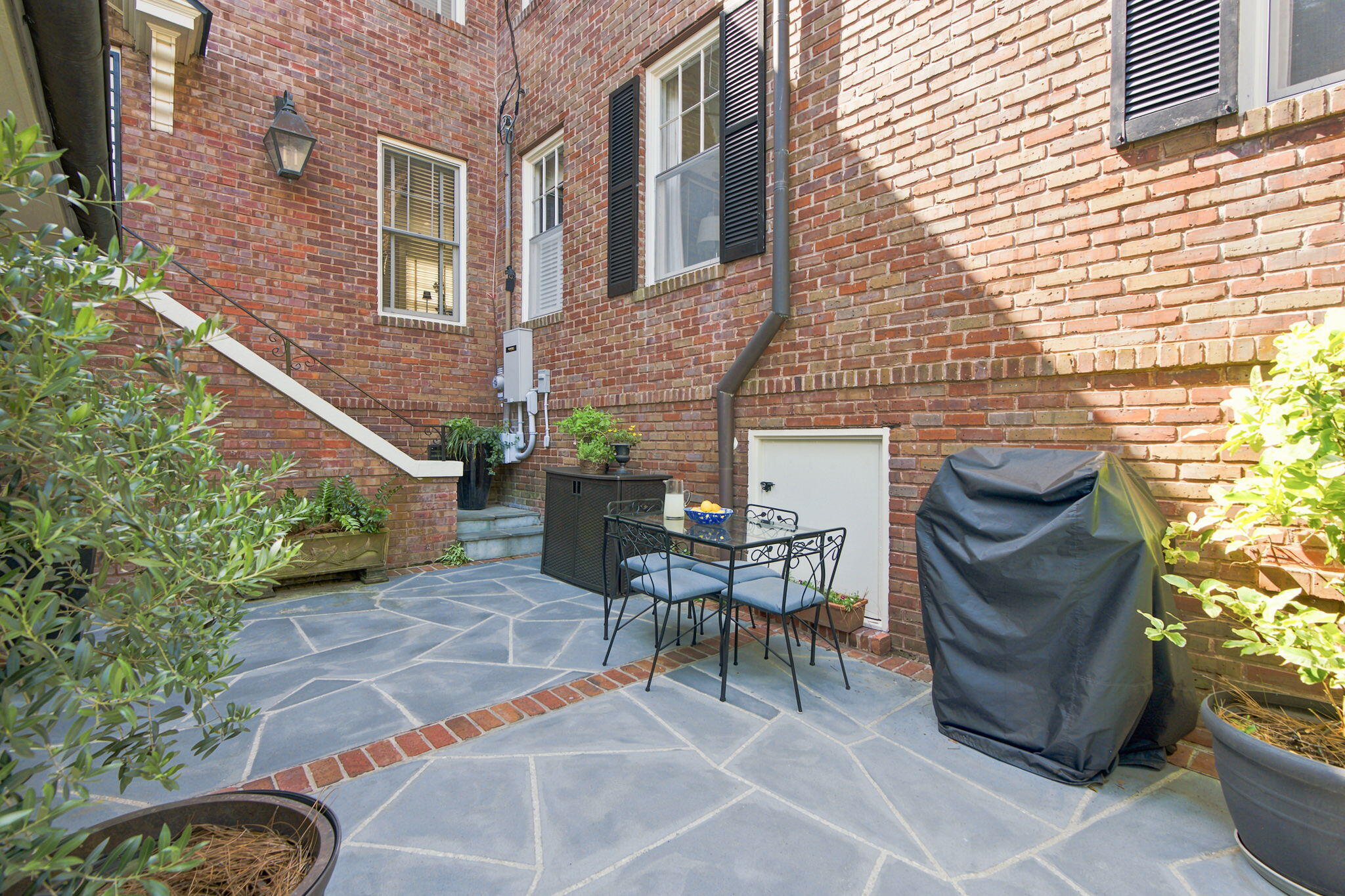 106 S Battery Street