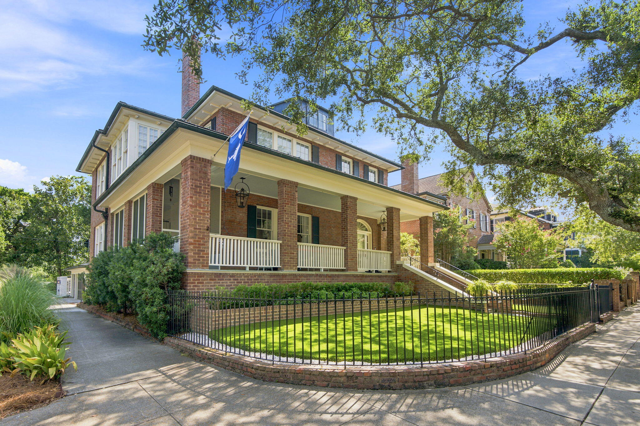 106 S Battery Street