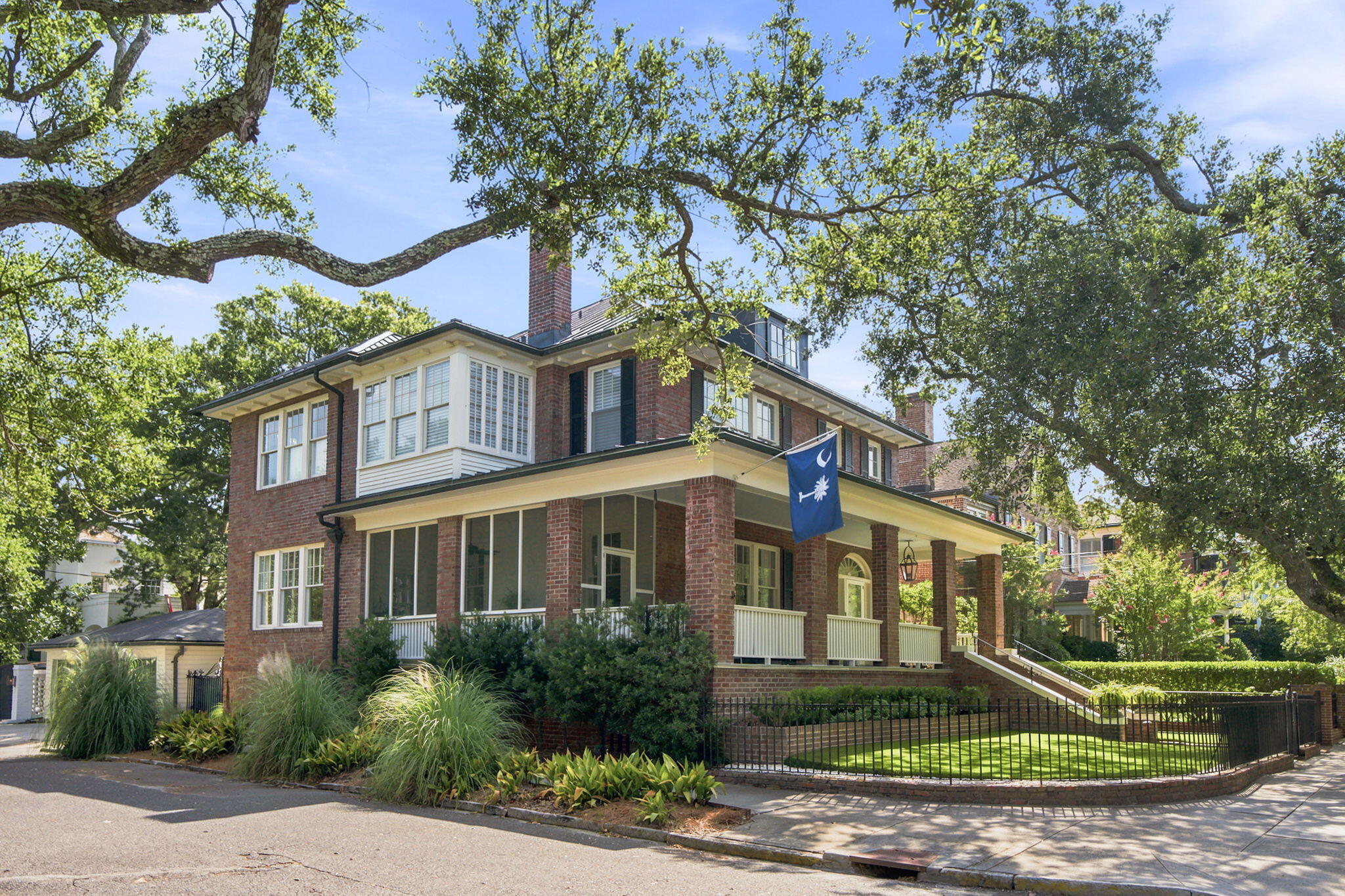 106 S Battery Street