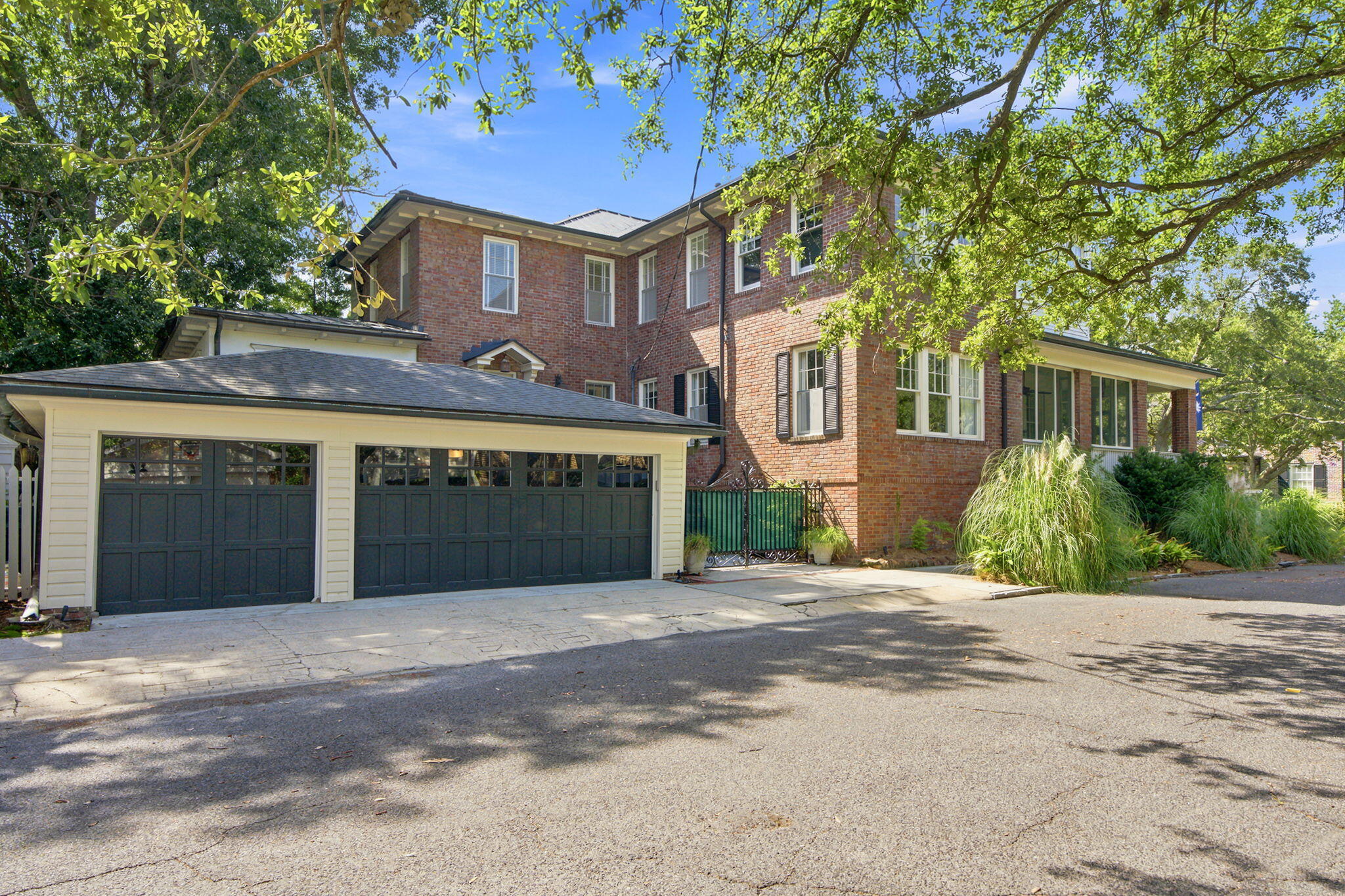106 S Battery Street