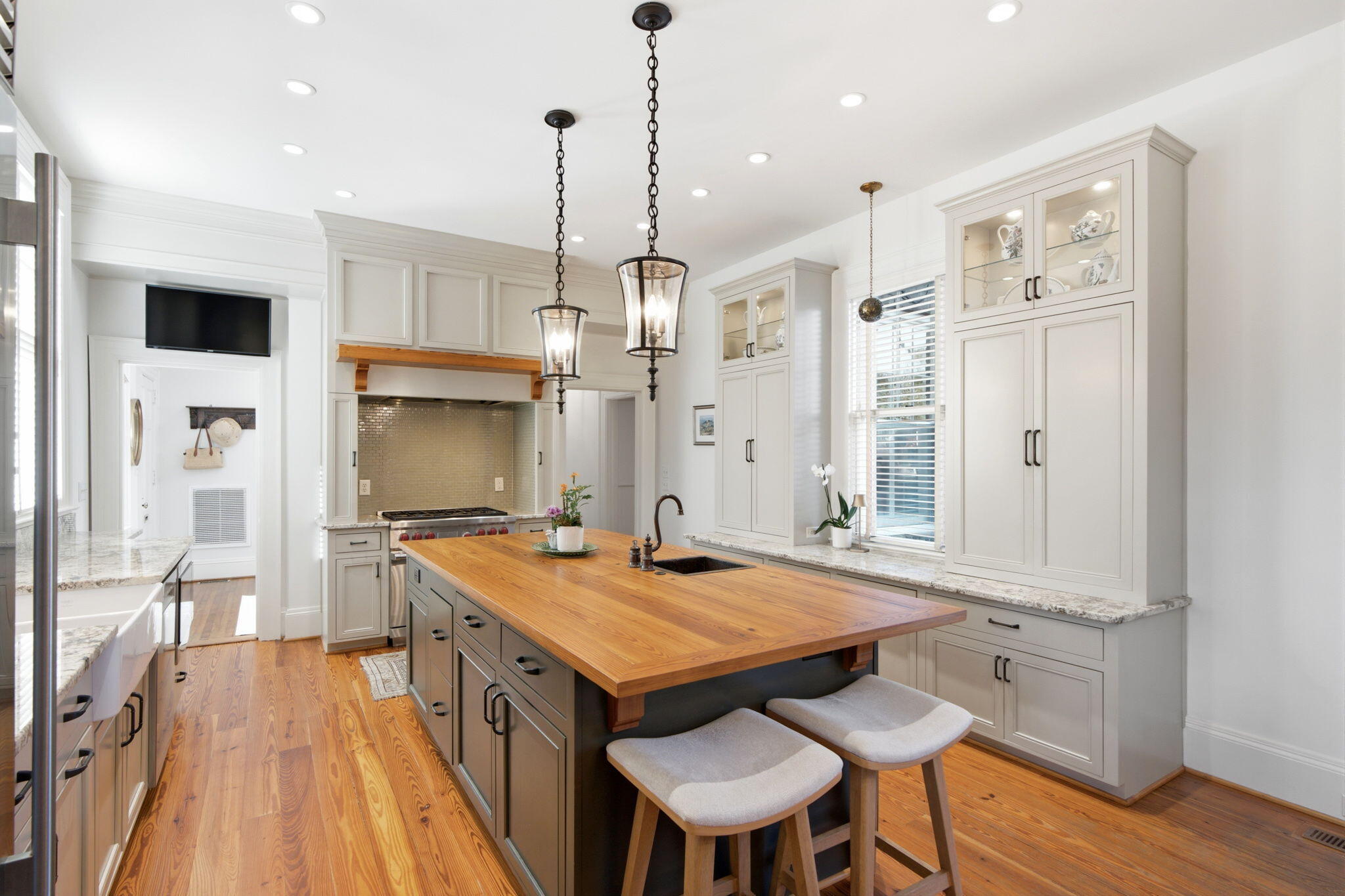 106 S Battery Street