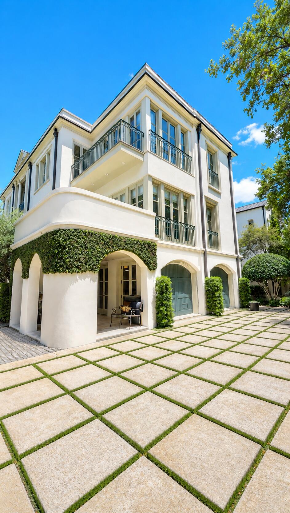 101 S Battery Street
