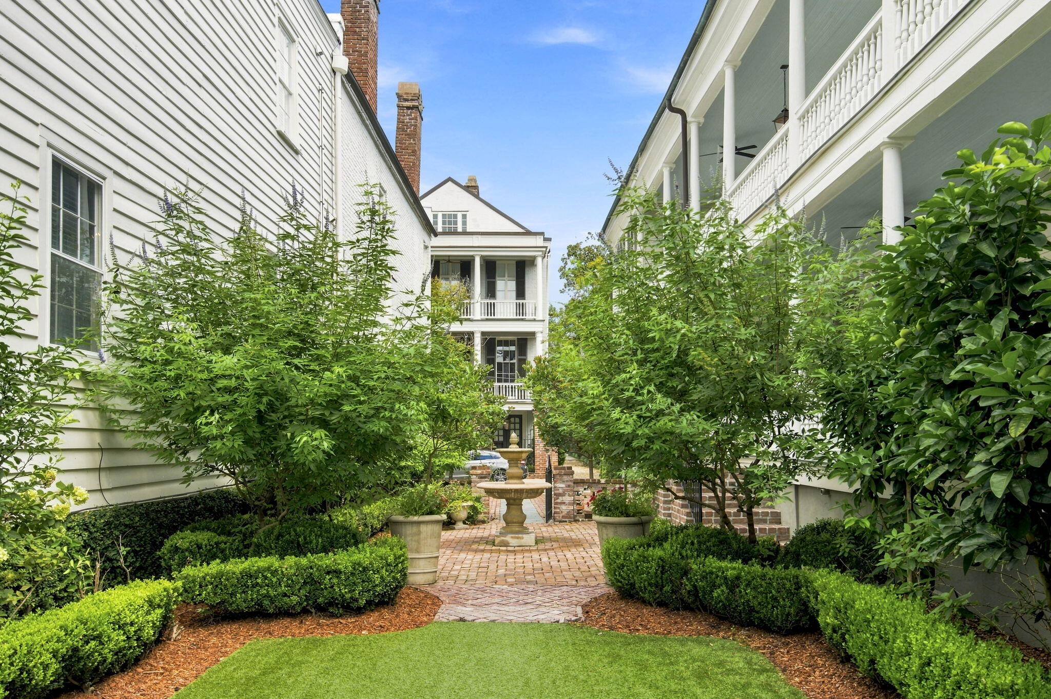 21 Lamboll Street